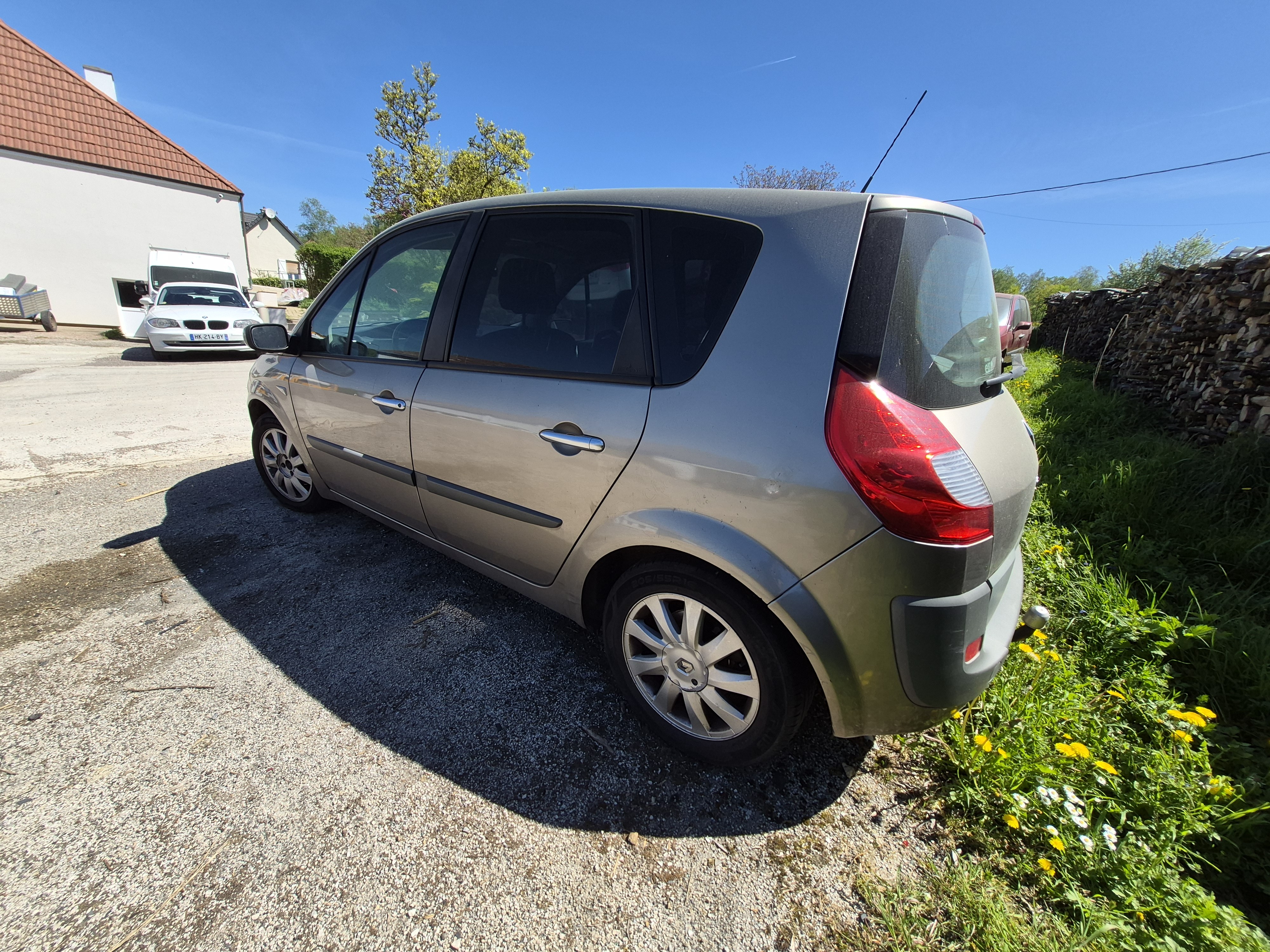 Optique avant principal gauche (feux)(phare) pour RENAULT SCENIC 2 PHASE 2 Optique avant principal gauche (feux)(phare) pour RENAULT SCENIC 2 PHASE 2