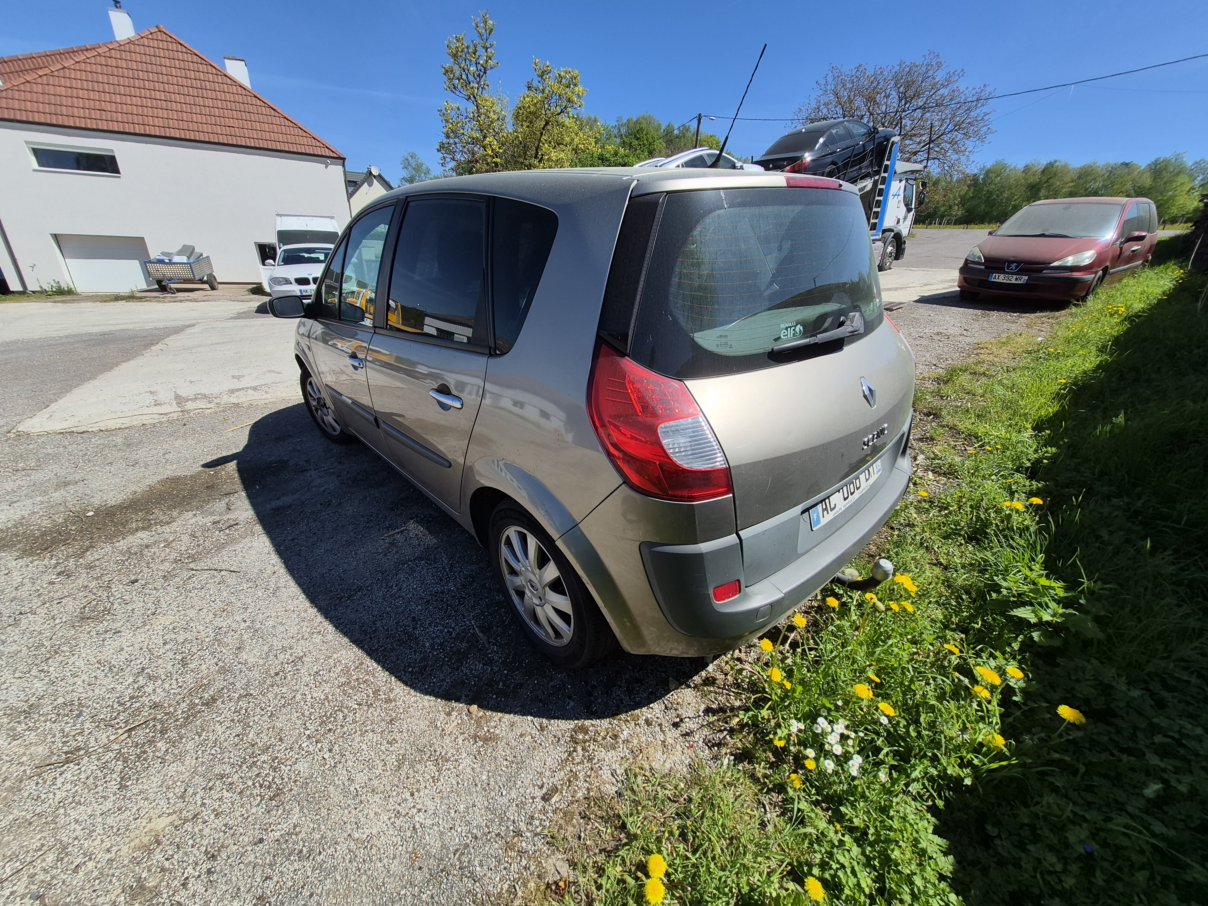 Optique avant principal gauche (feux)(phare) pour RENAULT SCENIC 2 PHASE 2 Optique avant principal gauche (feux)(phare) pour RENAULT SCENIC 2 PHASE 2