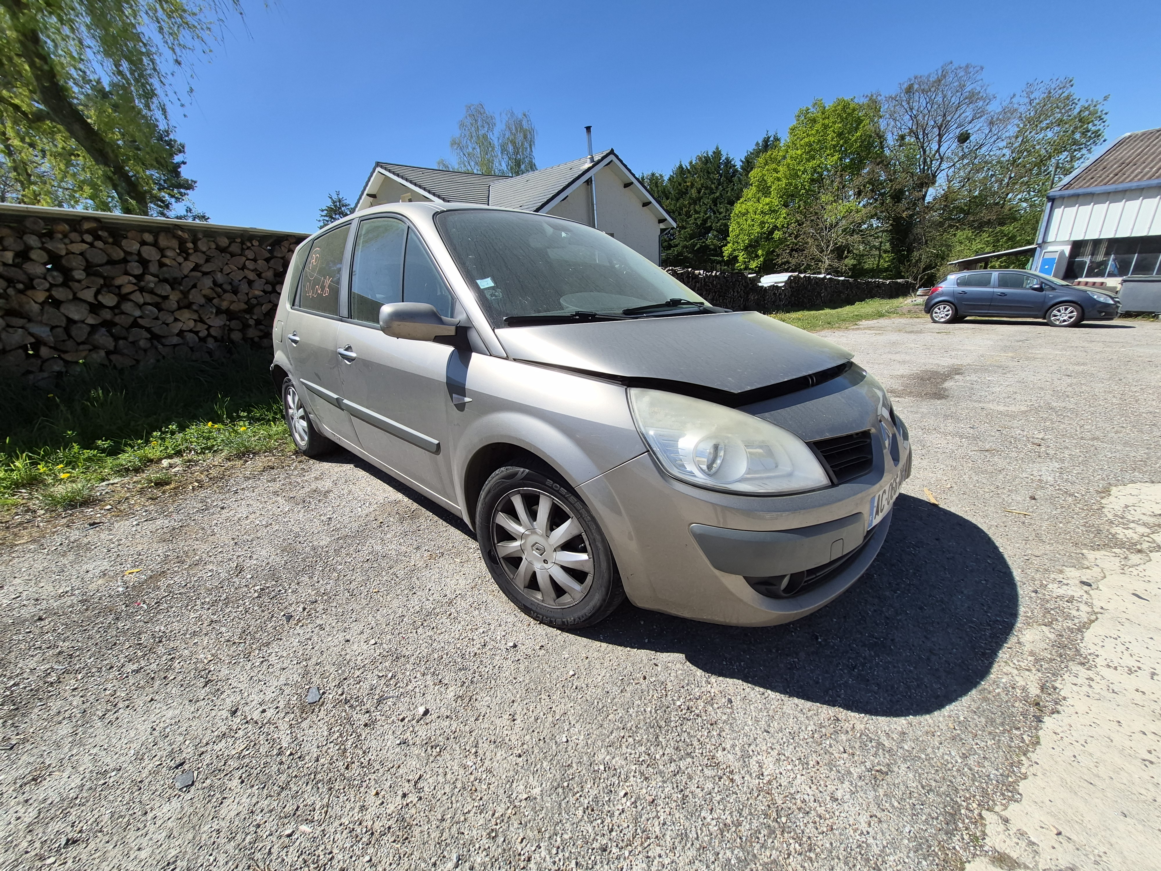 Optique avant principal gauche (feux)(phare) pour RENAULT SCENIC 2 PHASE 2 Optique avant principal gauche (feux)(phare) pour RENAULT SCENIC 2 PHASE 2