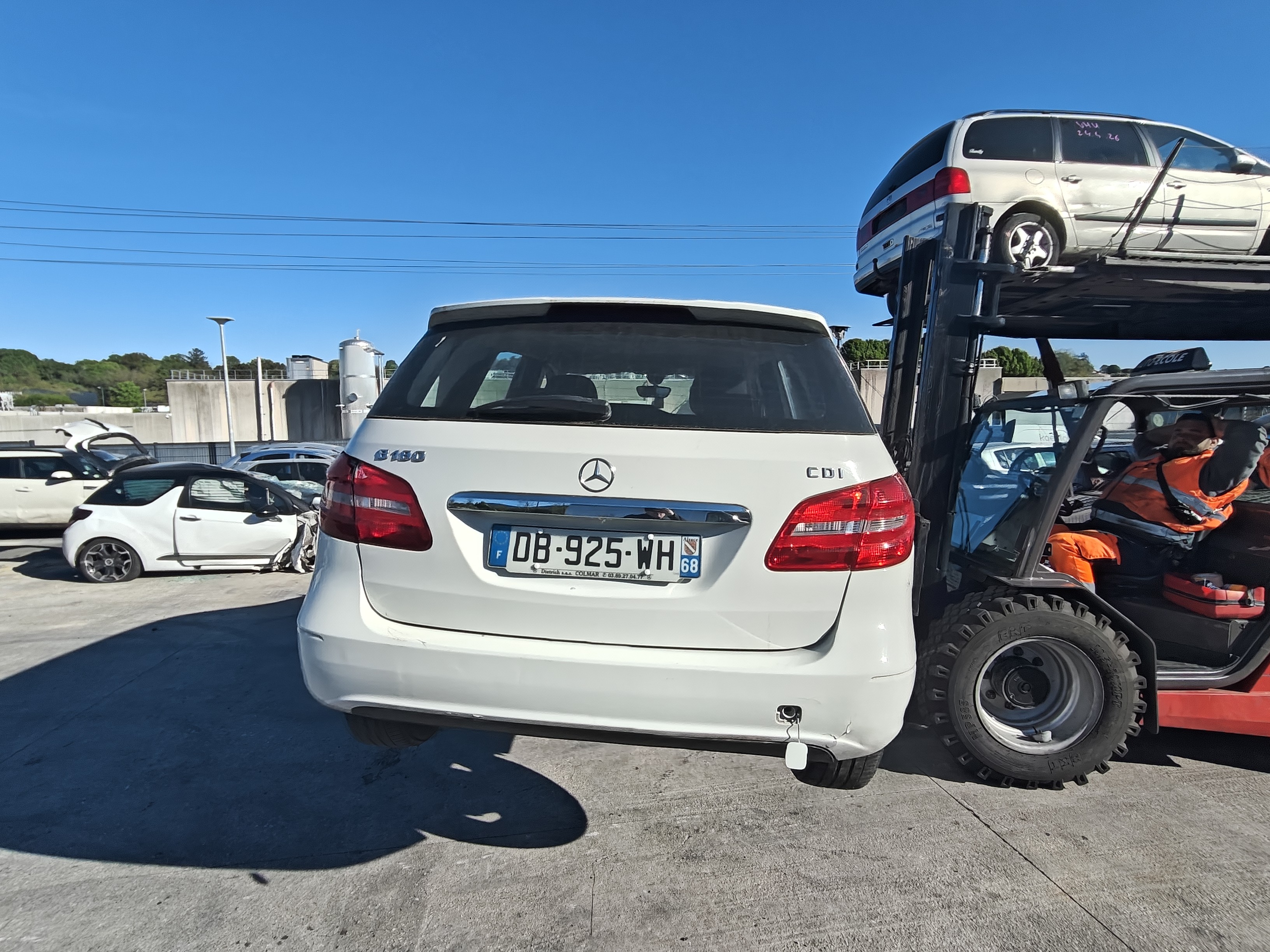 Porte arriere droit pour MERCEDES CLASSE B 246 PHASE 1 Porte arriere droit pour MERCEDES CLASSE B 246 PHASE 1