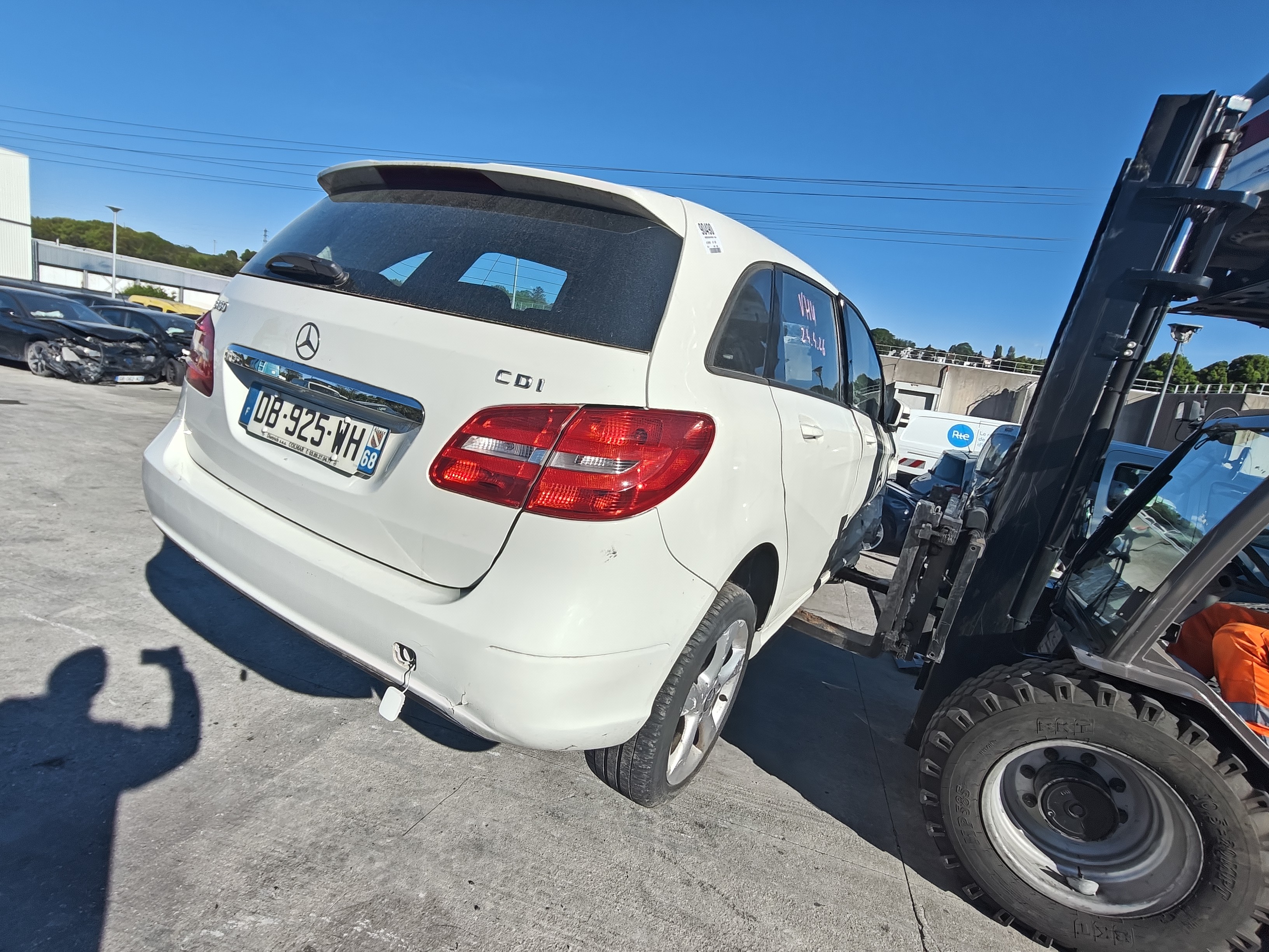 Porte arriere droit pour MERCEDES CLASSE B 246 PHASE 1 Porte arriere droit pour MERCEDES CLASSE B 246 PHASE 1