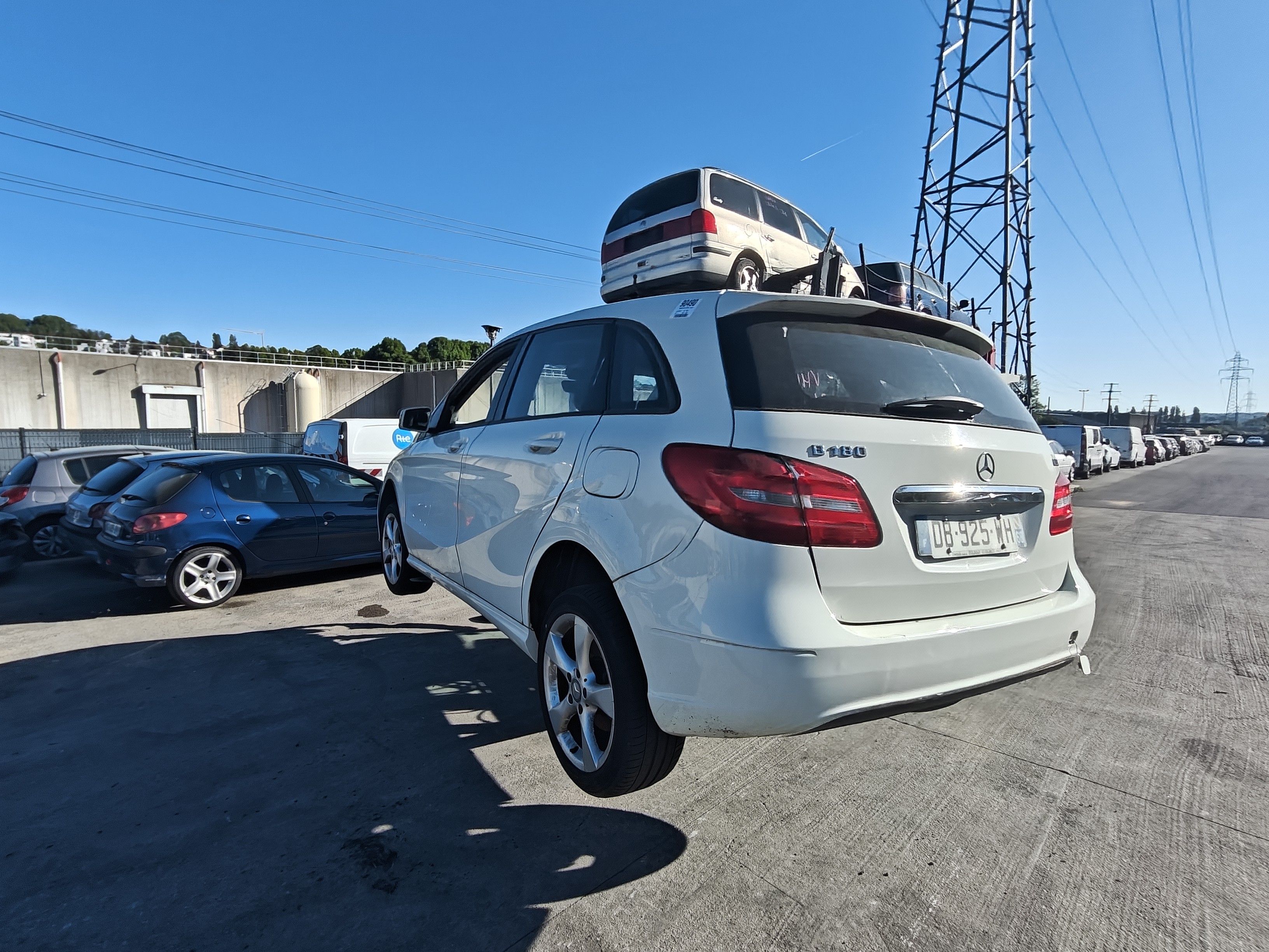 Porte arriere droit pour MERCEDES CLASSE B 246 PHASE 1 Porte arriere droit pour MERCEDES CLASSE B 246 PHASE 1