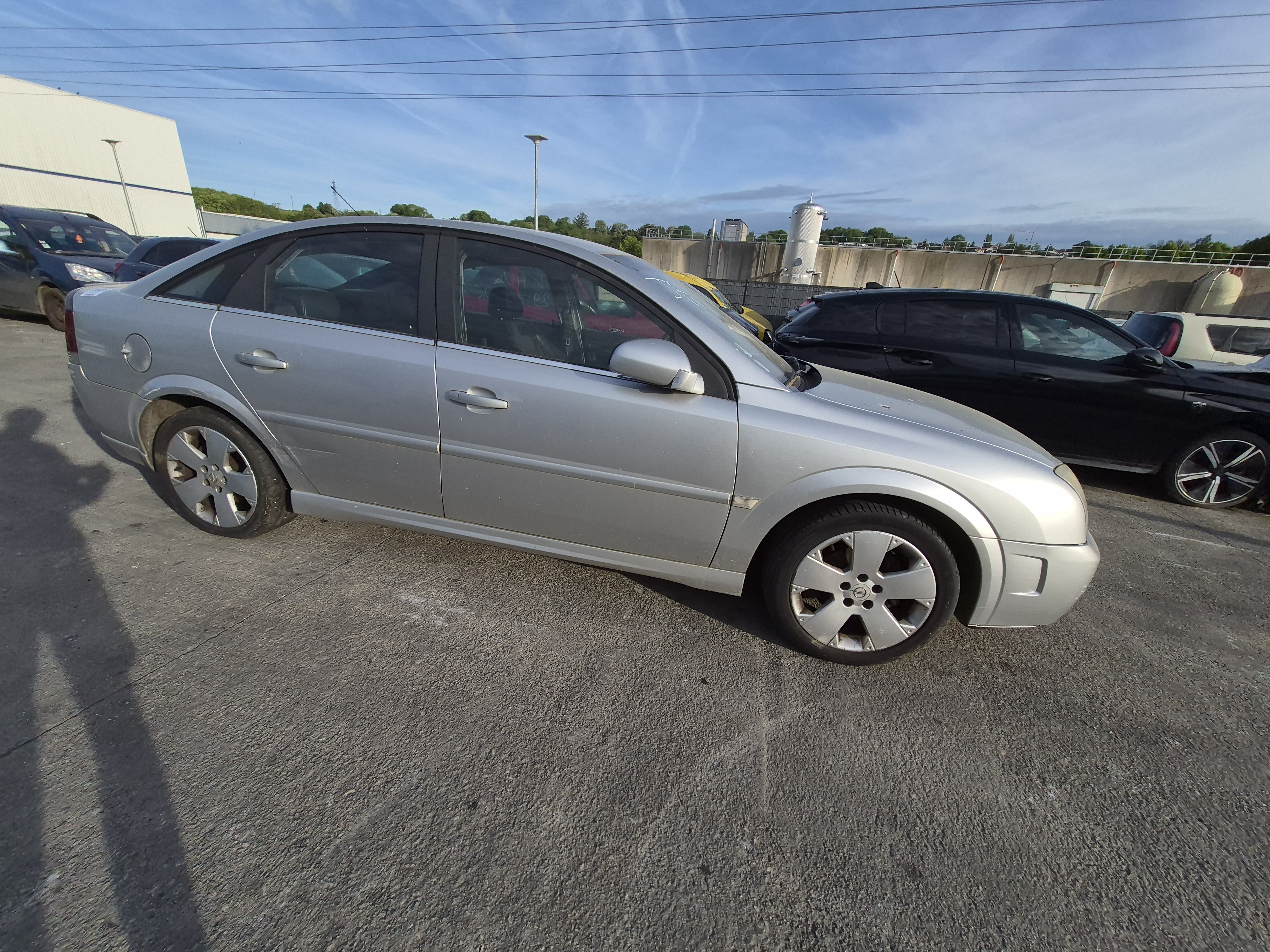Aile avant droit pour OPEL VECTRA C PHASE 1 Aile avant droit pour OPEL VECTRA C PHASE 1