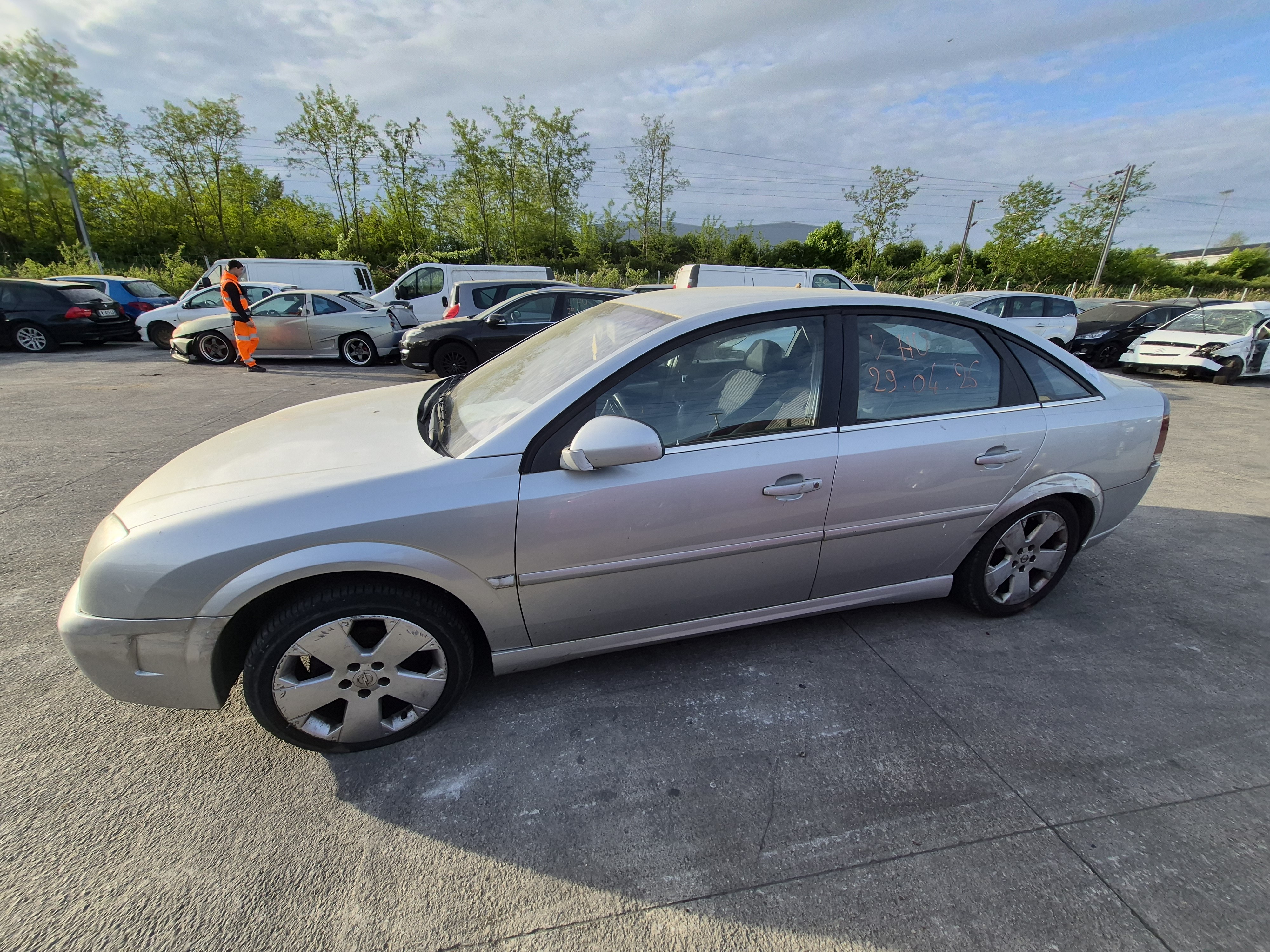 Aile avant droit pour OPEL VECTRA C PHASE 1 Aile avant droit pour OPEL VECTRA C PHASE 1
