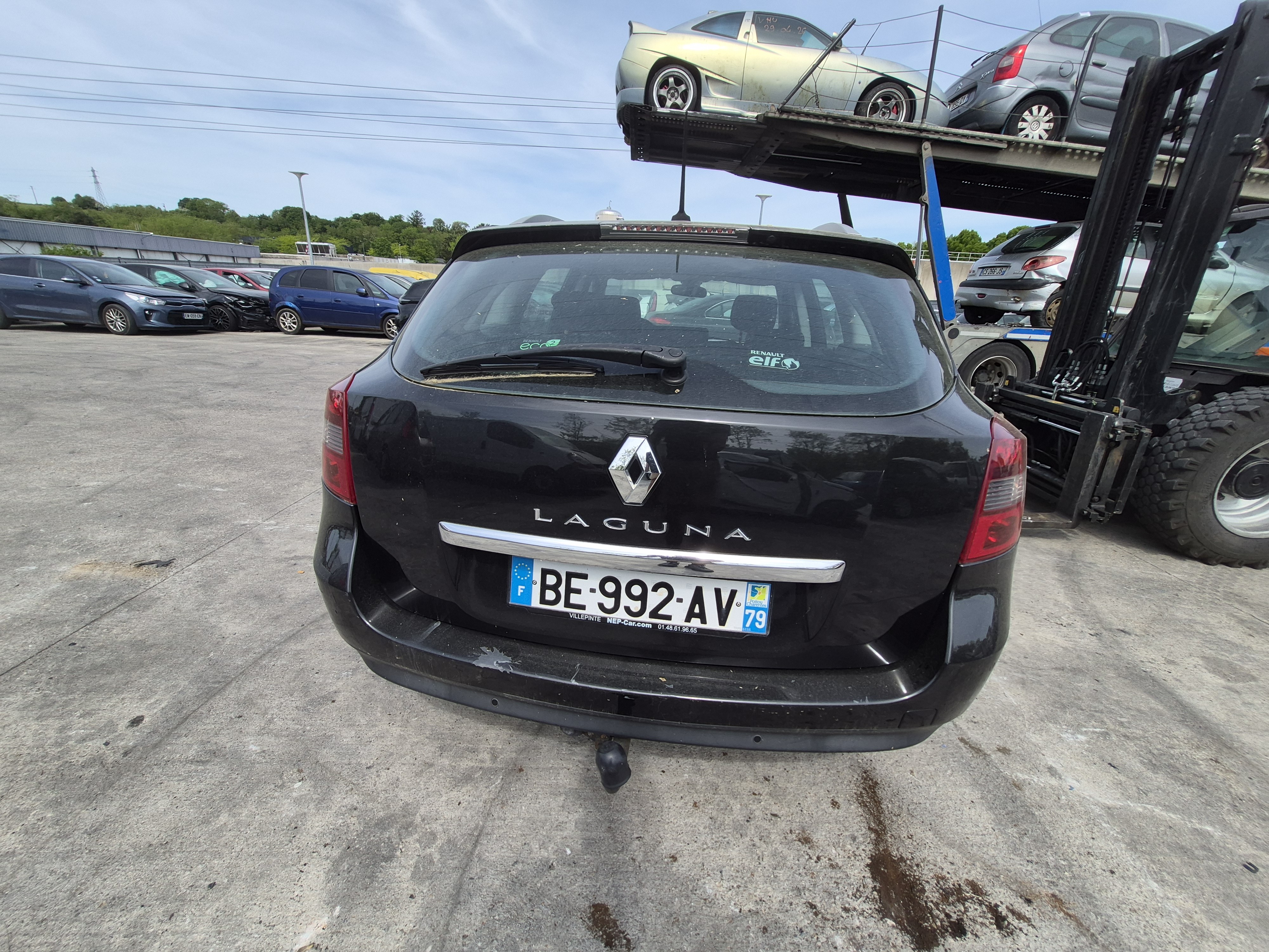 Volant pour RENAULT LAGUNA 3 PHASE 2 BREAK Volant pour RENAULT LAGUNA 3 PHASE 2 BREAK