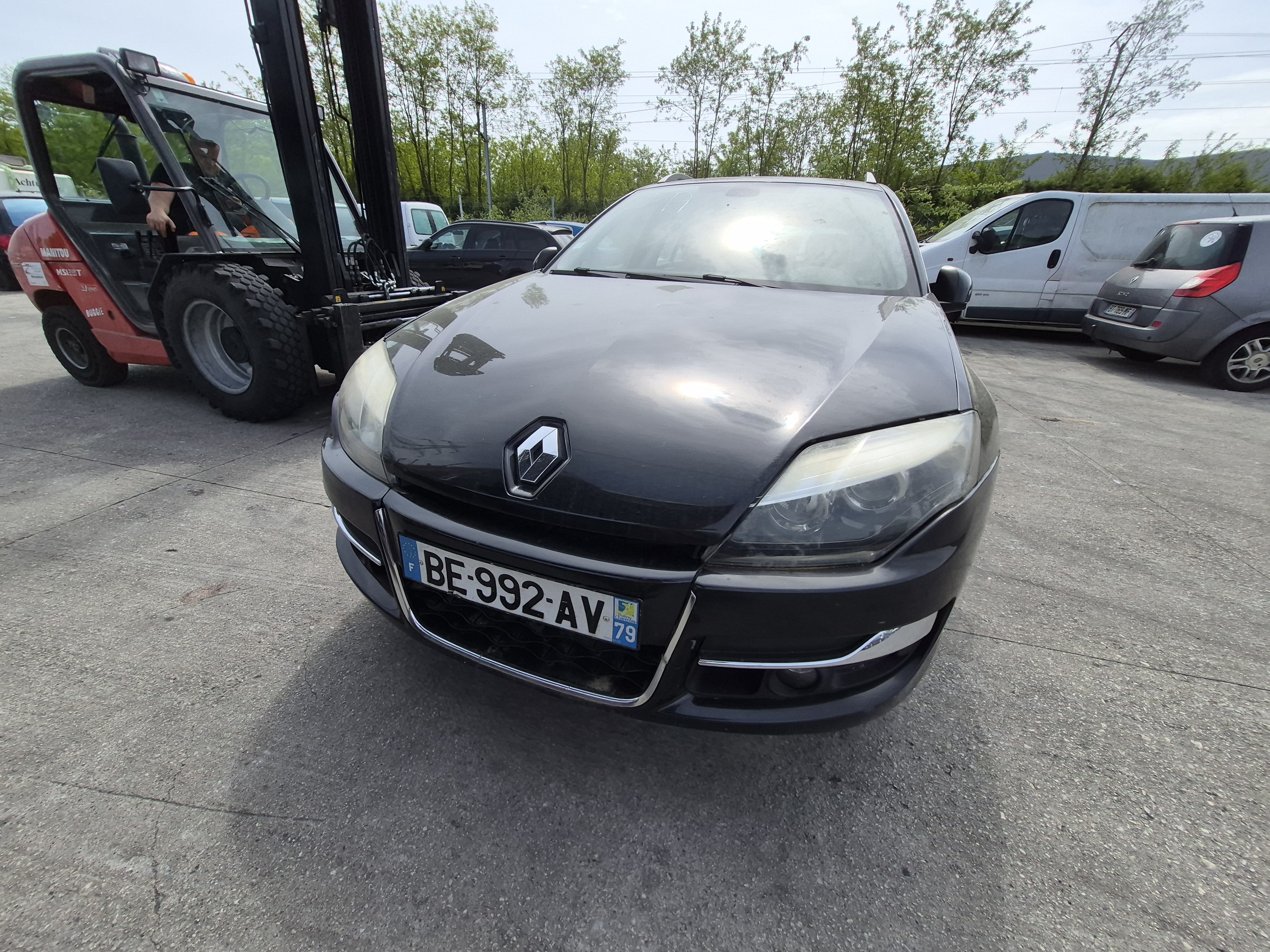 Volant pour RENAULT LAGUNA 3 PHASE 2 BREAK Volant pour RENAULT LAGUNA 3 PHASE 2 BREAK