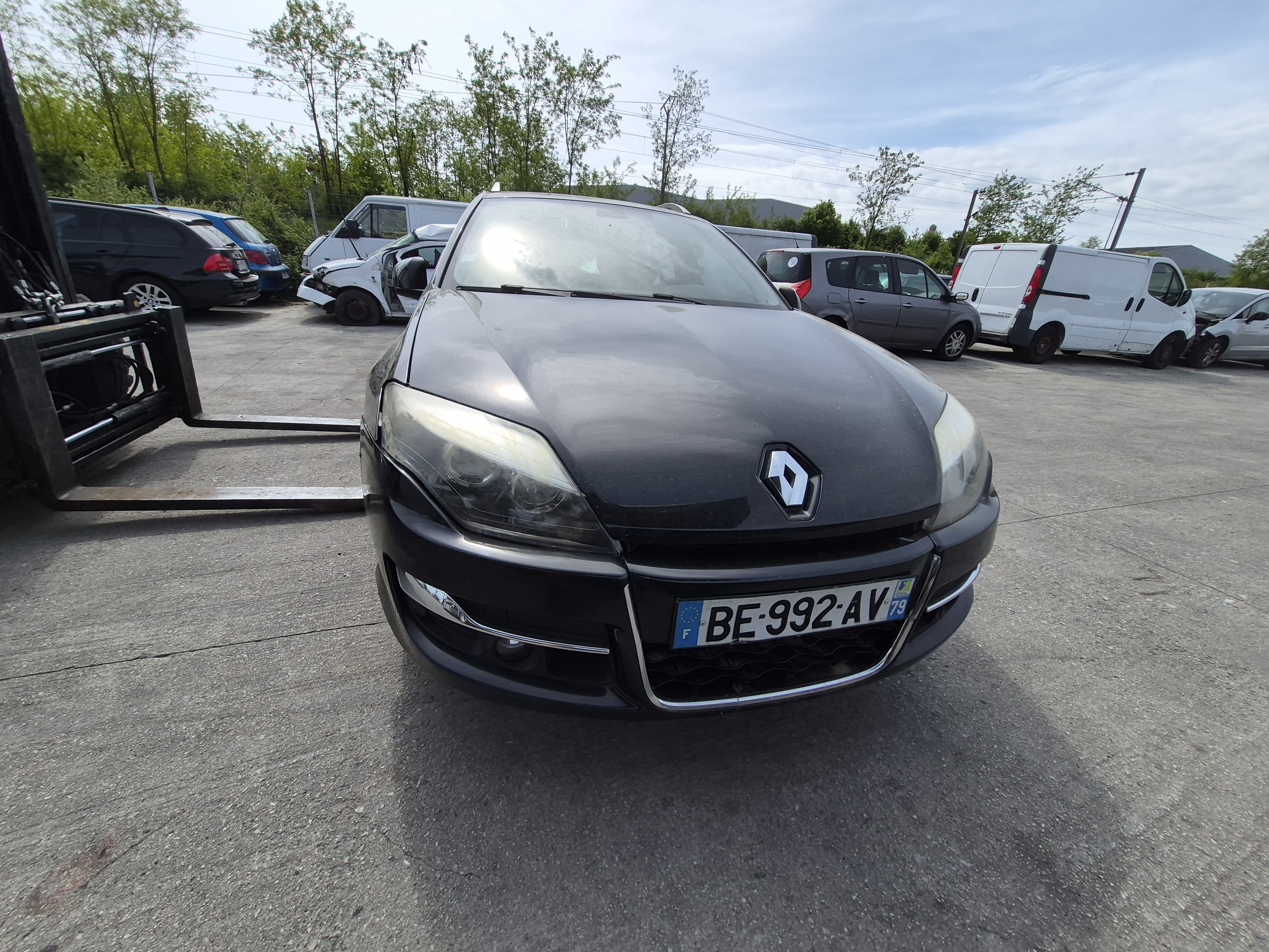 Volant pour RENAULT LAGUNA 3 PHASE 2 BREAK Volant pour RENAULT LAGUNA 3 PHASE 2 BREAK
