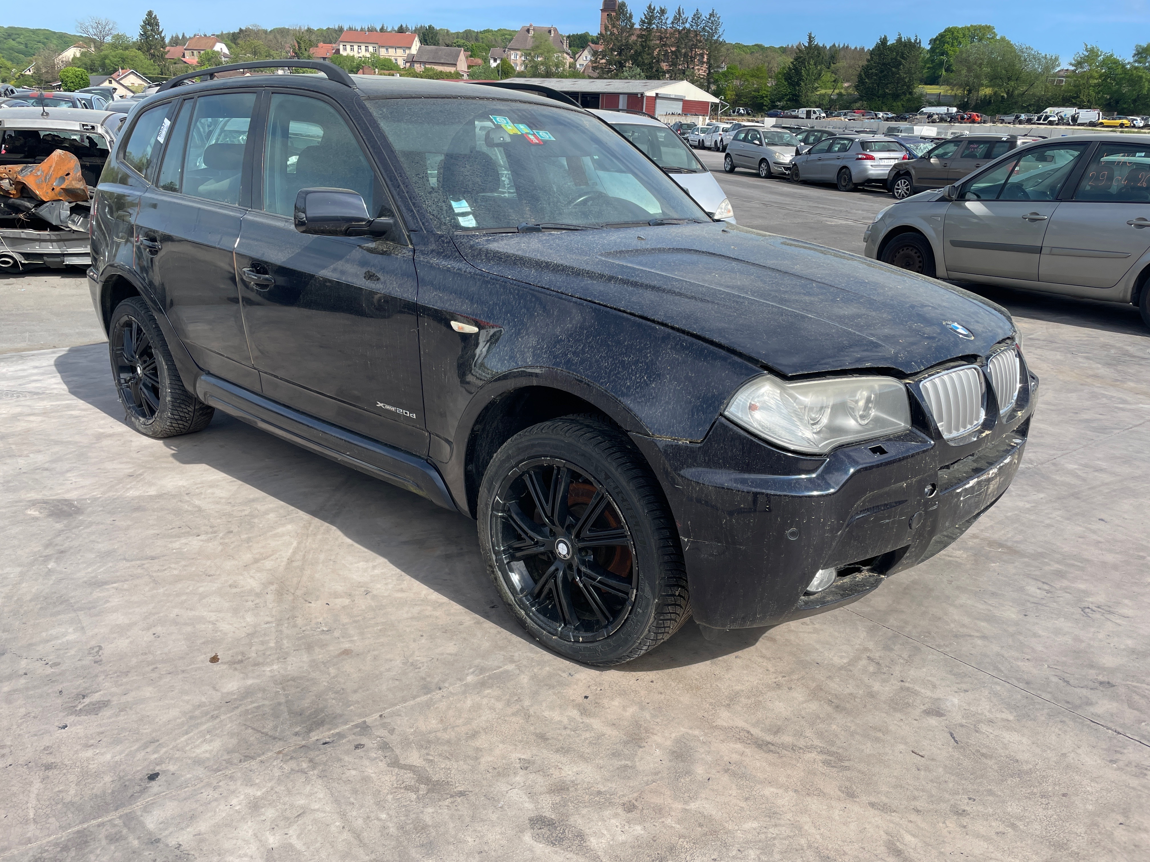 Pare choc avant pour BMW X3 E83 PHASE 2 Pare choc avant pour BMW X3 E83 PHASE 2