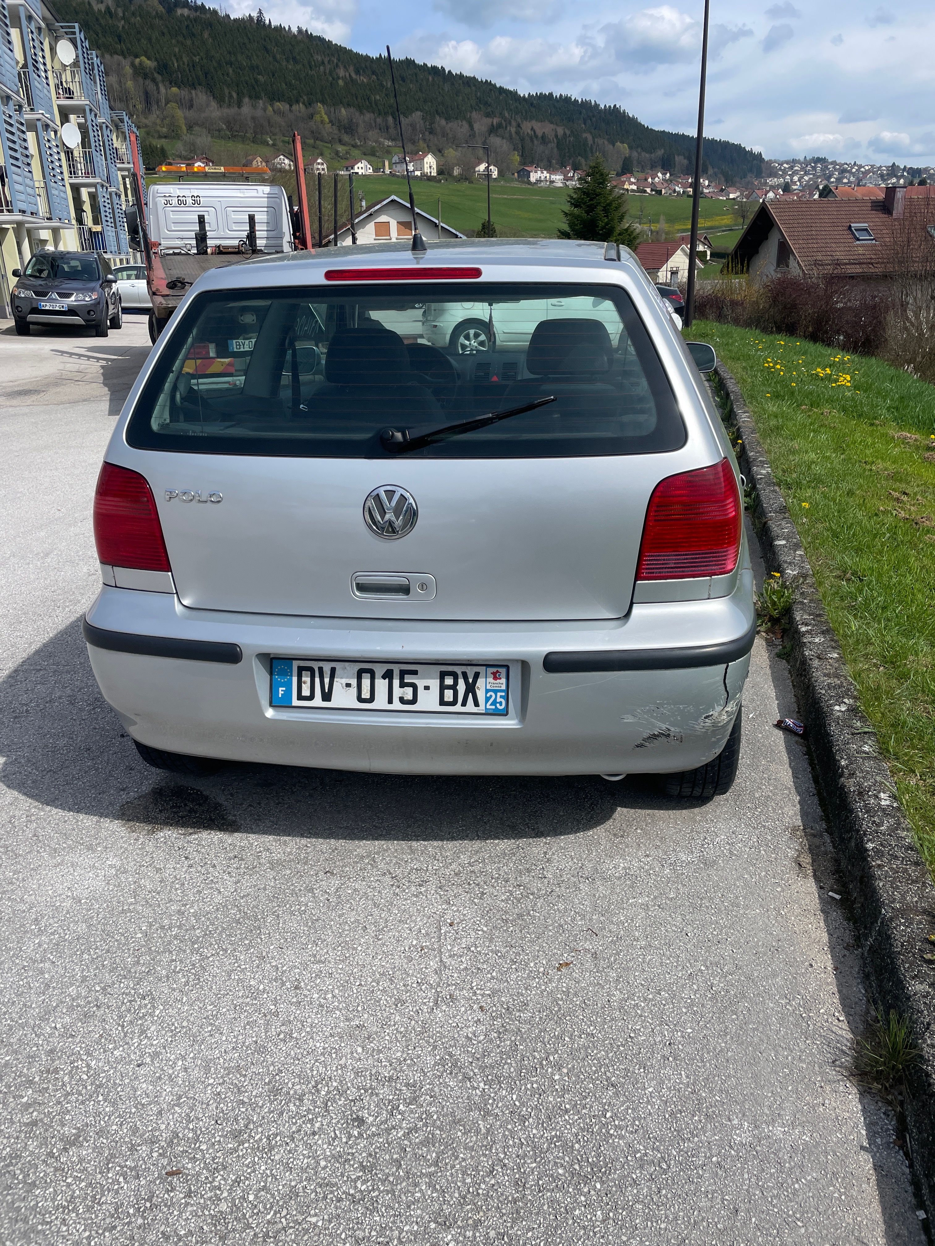 Feu arriere principal droit (feux) pour VOLKSWAGEN POLO 3 PHASE 2 Feu arriere principal droit (feux) pour VOLKSWAGEN POLO 3 PHASE 2