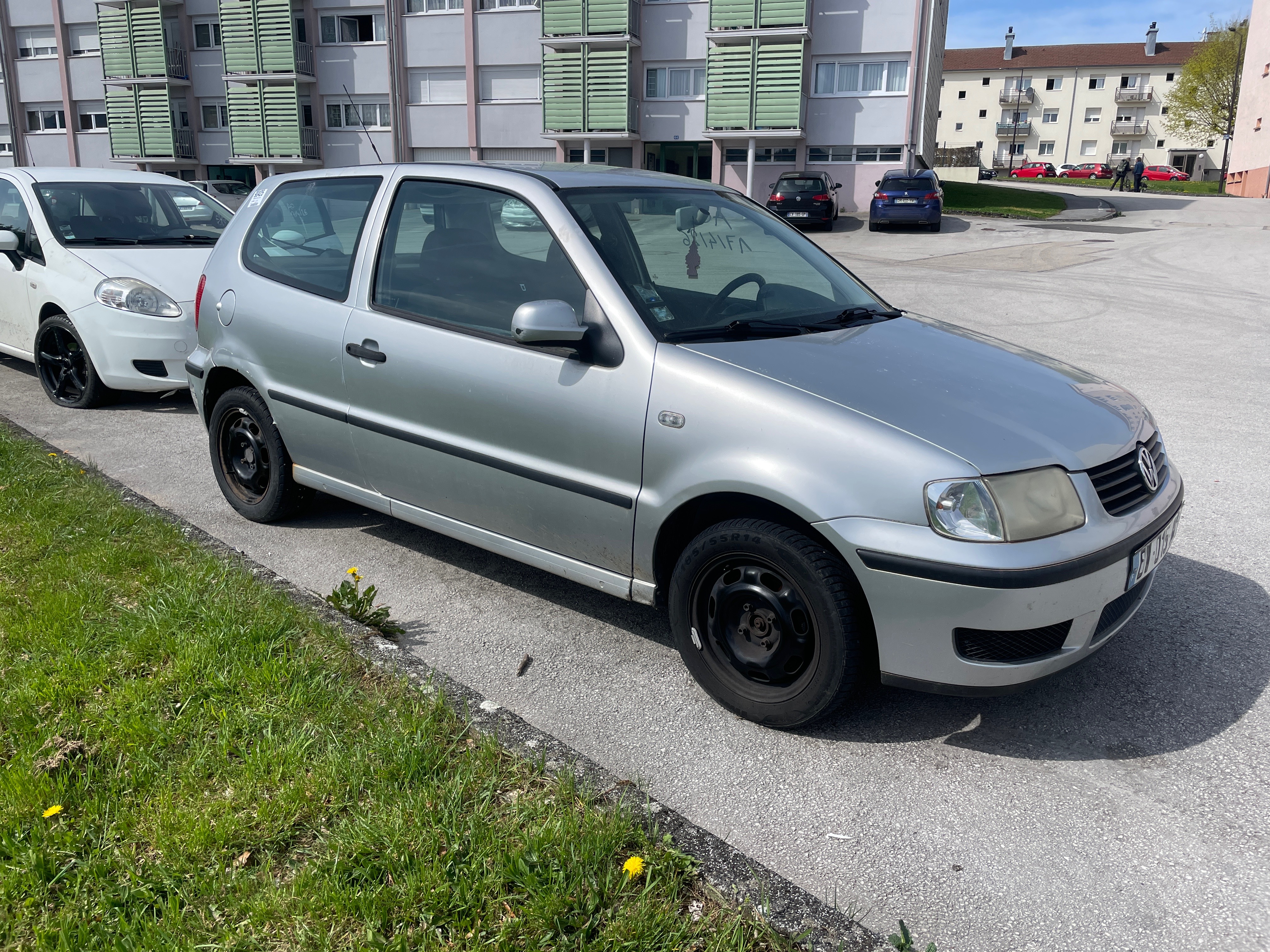 Feu arriere principal droit (feux) pour VOLKSWAGEN POLO 3 PHASE 2 Feu arriere principal droit (feux) pour VOLKSWAGEN POLO 3 PHASE 2