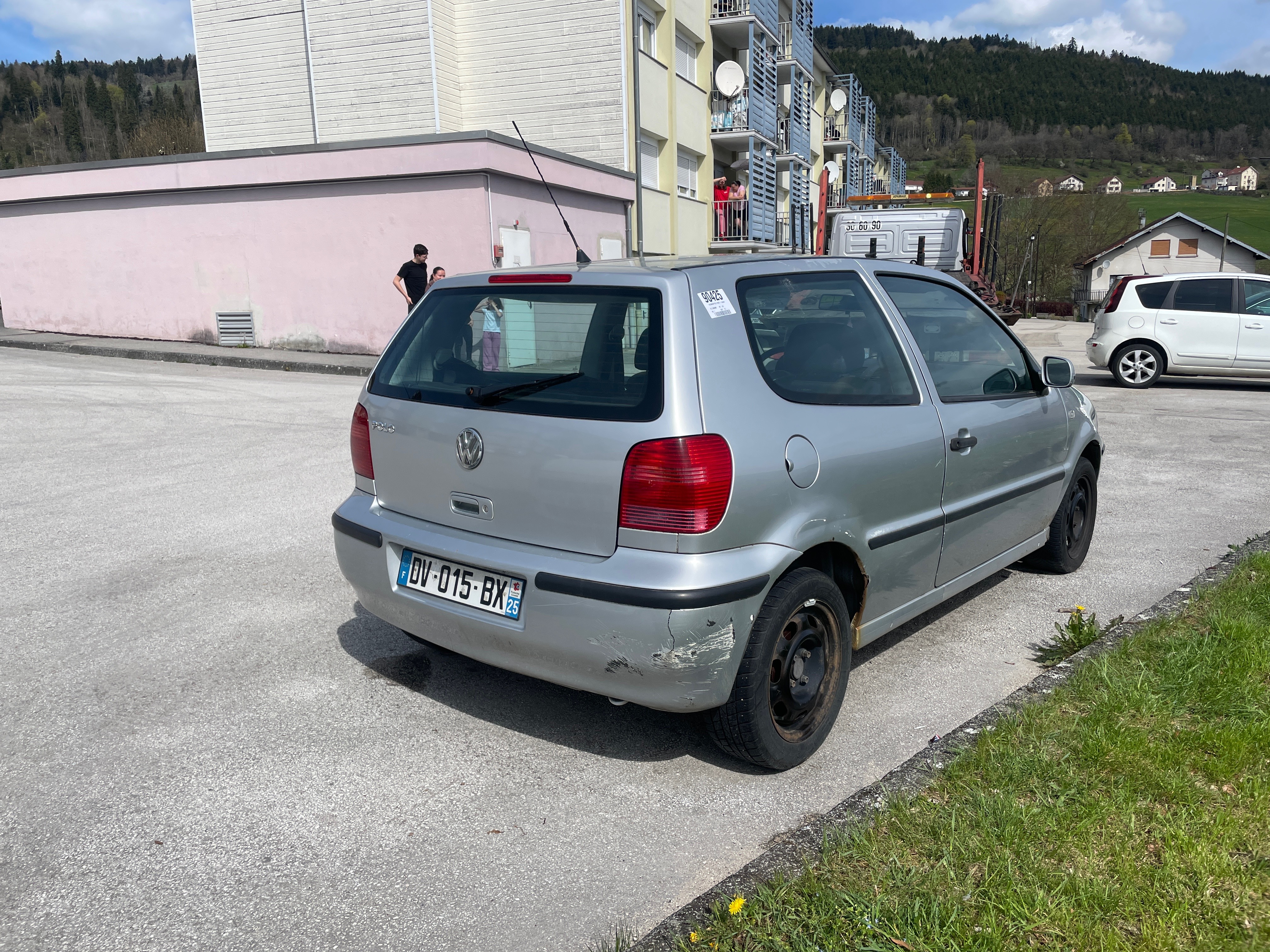 Feu arriere principal droit (feux) pour VOLKSWAGEN POLO 3 PHASE 2 Feu arriere principal droit (feux) pour VOLKSWAGEN POLO 3 PHASE 2