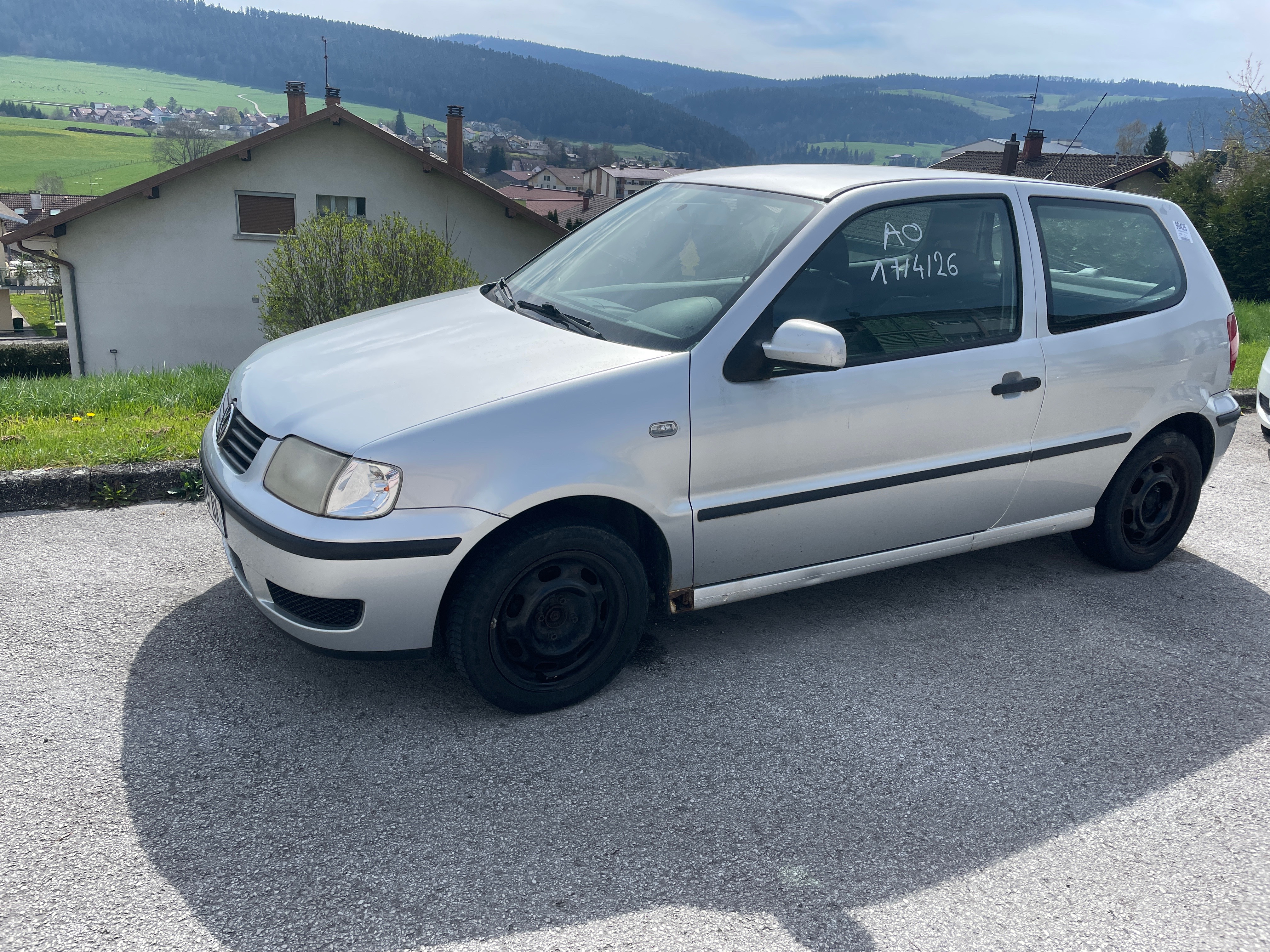 Feu arriere principal droit (feux) pour VOLKSWAGEN POLO 3 PHASE 2 Feu arriere principal droit (feux) pour VOLKSWAGEN POLO 3 PHASE 2