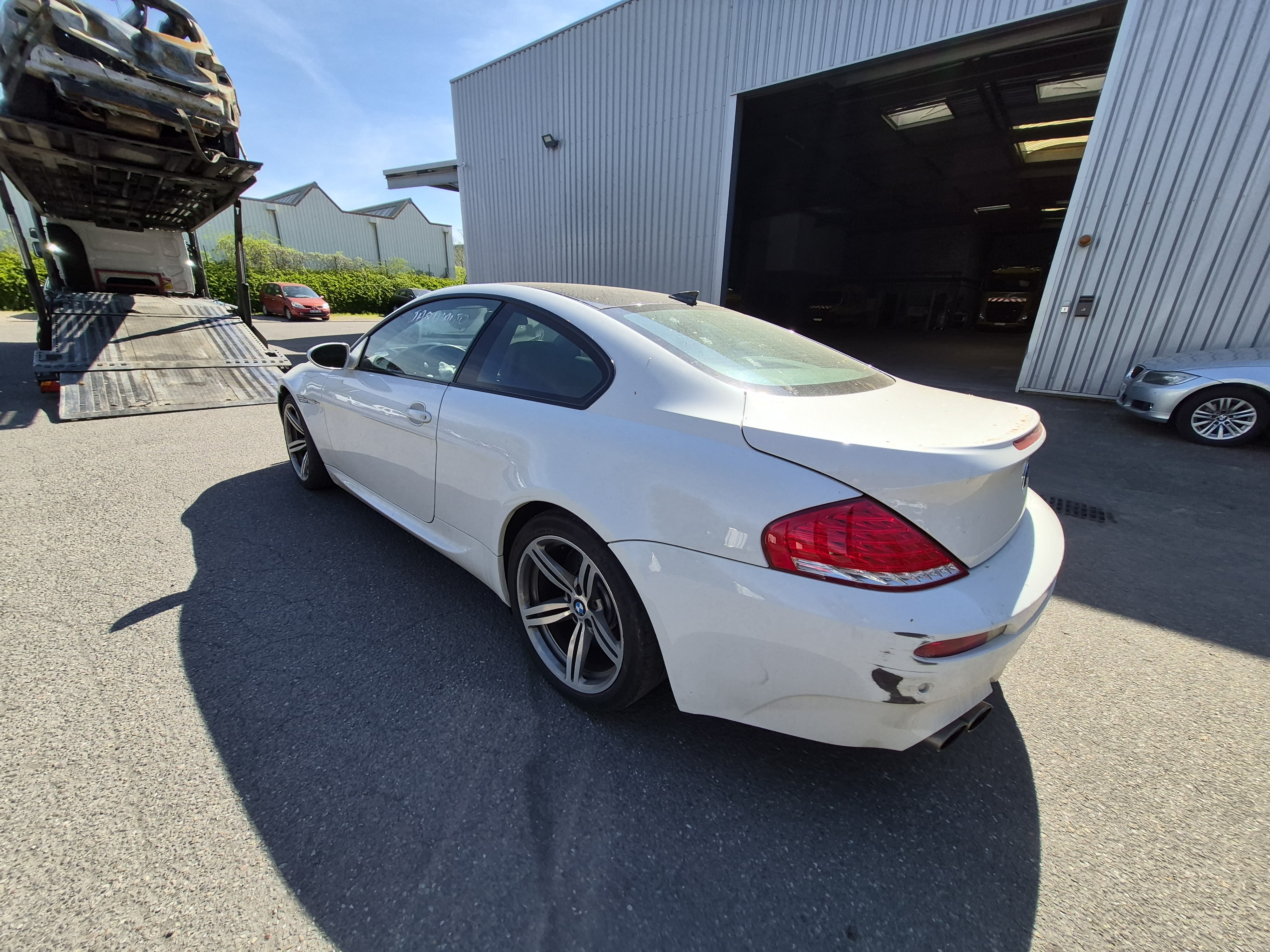Bas de caisse droit pour BMW SERIE 6 E63 COUPE Bas de caisse droit pour BMW SERIE 6 E63 COUPE