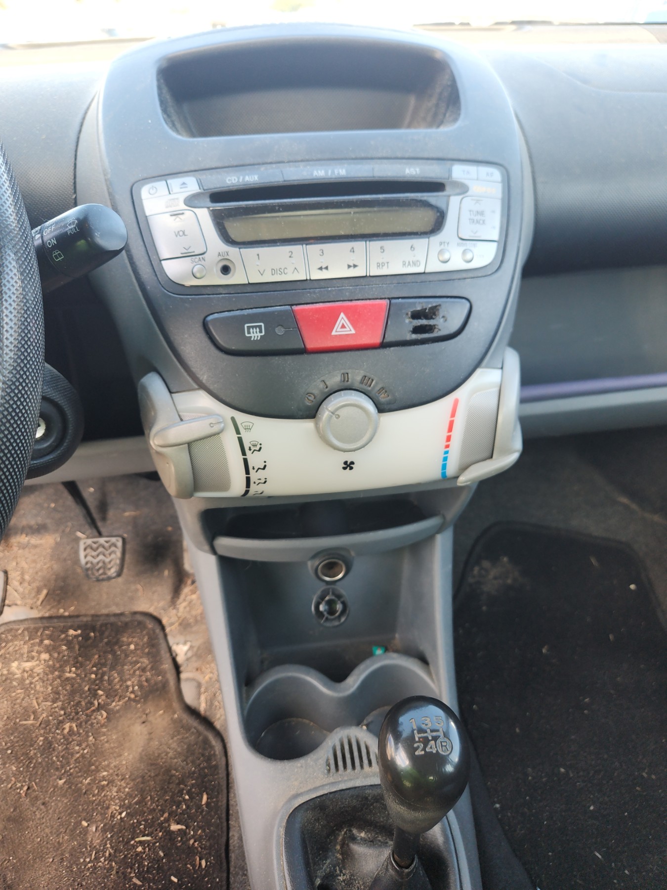 Optique avant principal droit (feux)(phare) pour CITROEN C1 1 PHASE 1 Optique avant principal droit (feux)(phare) pour CITROEN C1 1 PHASE 1