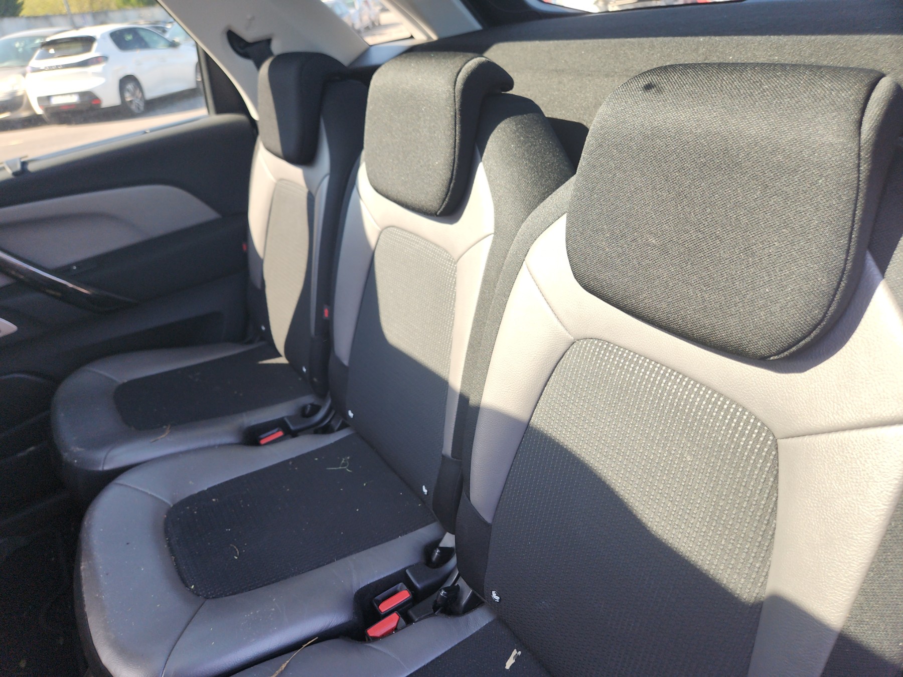 Feu diurne avant gauche pour CITROEN C4 PICASSO 2 PHASE 2 Feu diurne avant gauche pour CITROEN C4 PICASSO 2 PHASE 2