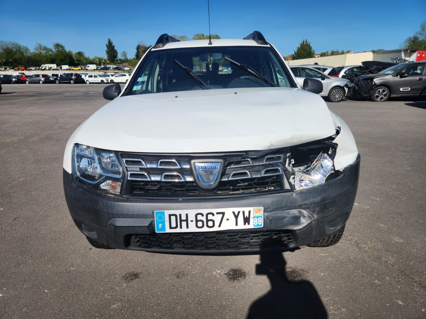Pare choc arriere pour DACIA DUSTER PHASE 2 Pare choc arriere pour DACIA DUSTER PHASE 2