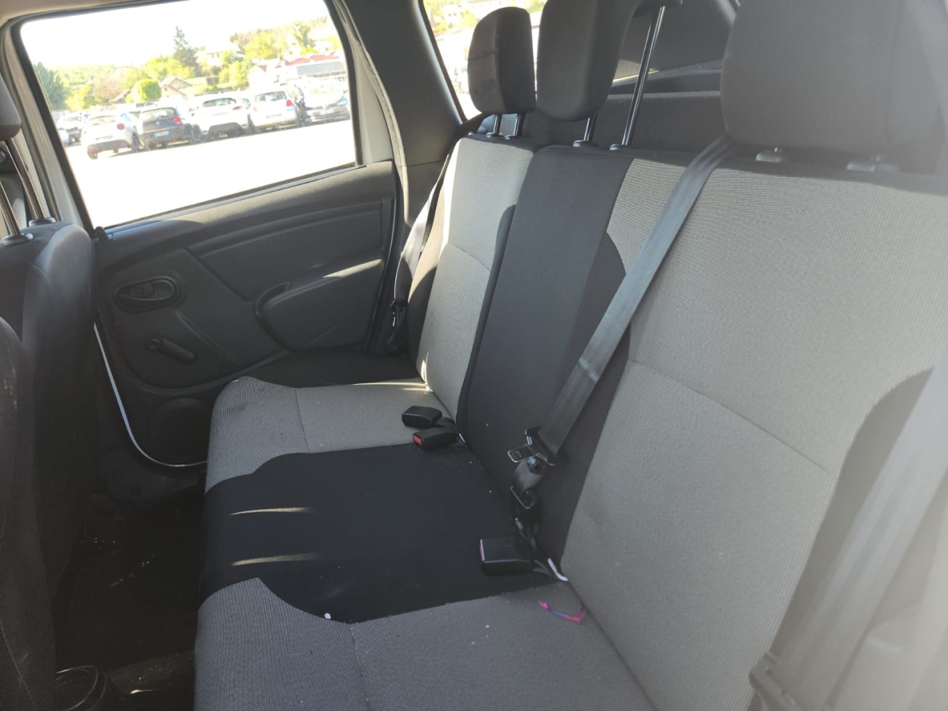 Pare choc arriere pour DACIA DUSTER PHASE 2 Pare choc arriere pour DACIA DUSTER PHASE 2