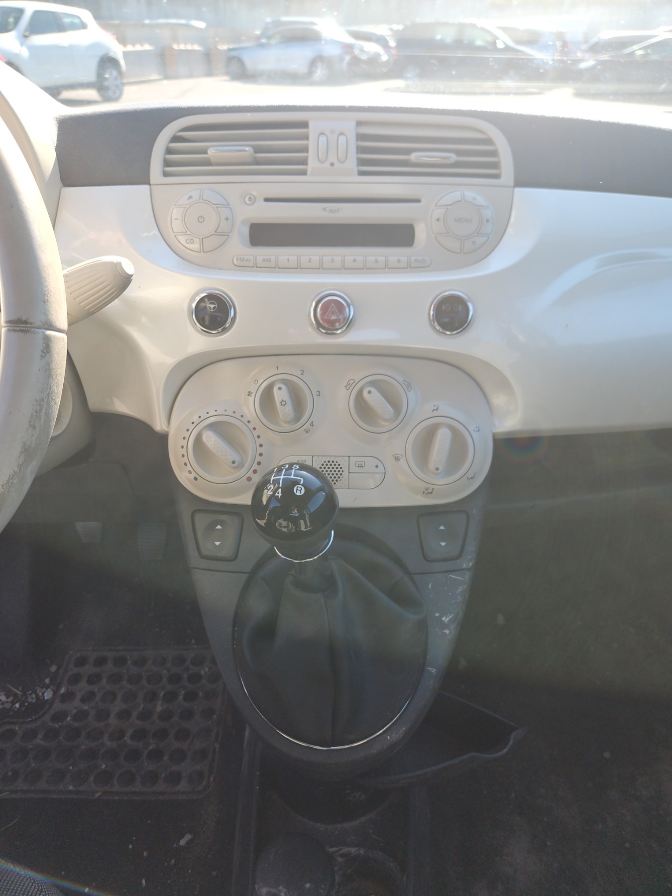 Feu arriere principal gauche (feux) pour FIAT 500 2 CABRIO PHASE 1 Feu arriere principal gauche (feux) pour FIAT 500 2 CABRIO PHASE 1