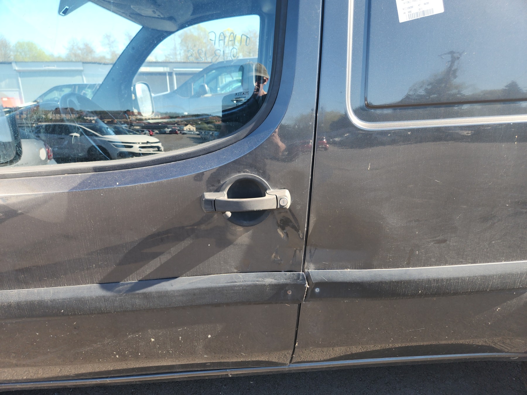 Pare choc arriere pour FIAT DOBLO 1 PHASE 2 Pare choc arriere pour FIAT DOBLO 1 PHASE 2