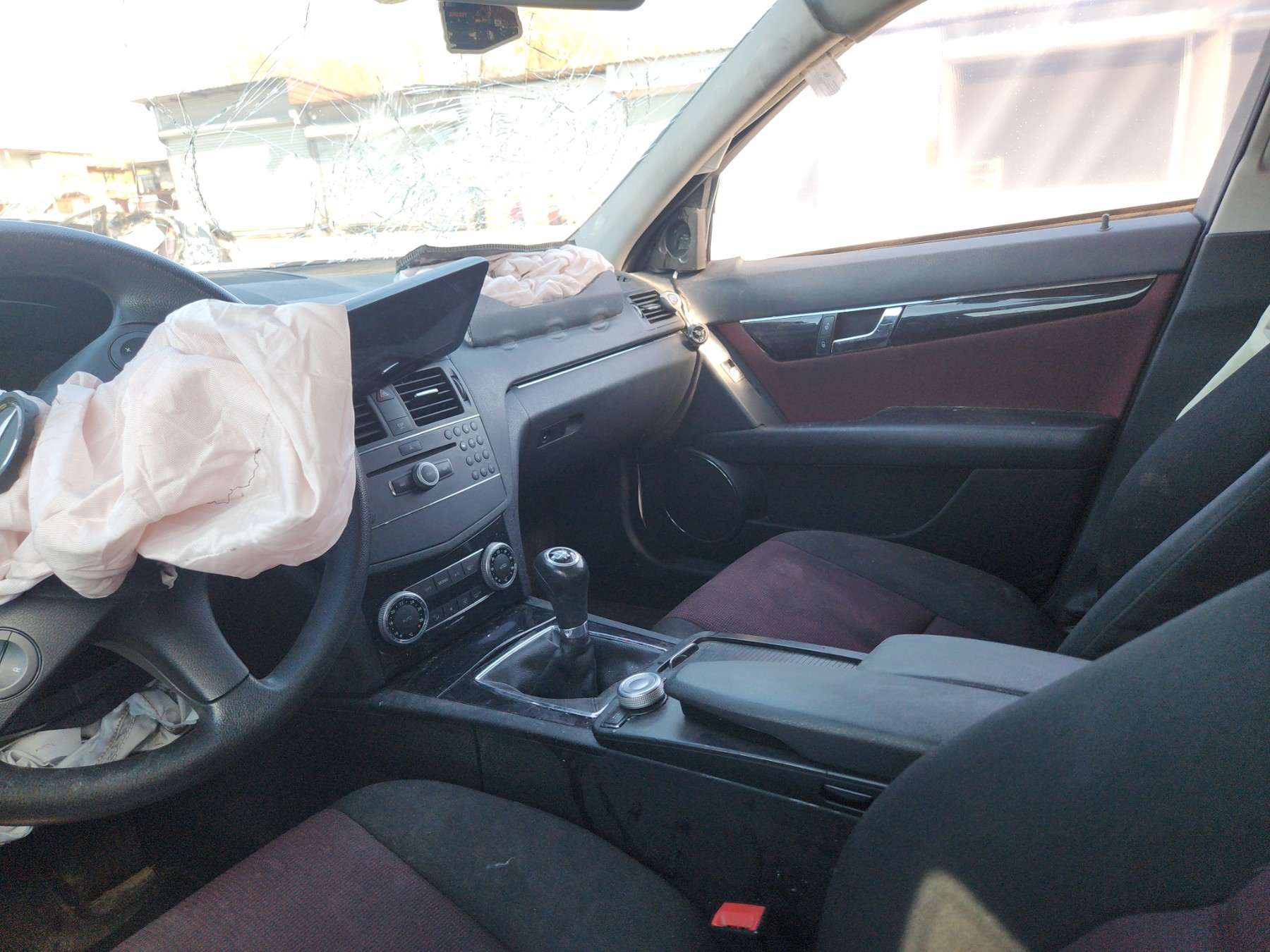Porte arriere gauche pour MERCEDES CLASSE C 204 PHASE 1 Porte arriere gauche pour MERCEDES CLASSE C 204 PHASE 1