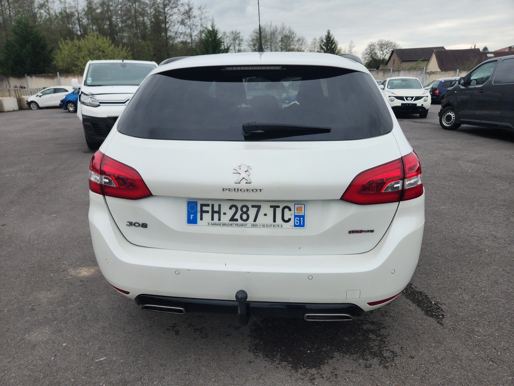 Réservoir AdBlue pour PEUGEOT 308 2 SW PHASE 2 BREAK Réservoir AdBlue pour PEUGEOT 308 2 SW PHASE 2 BREAK