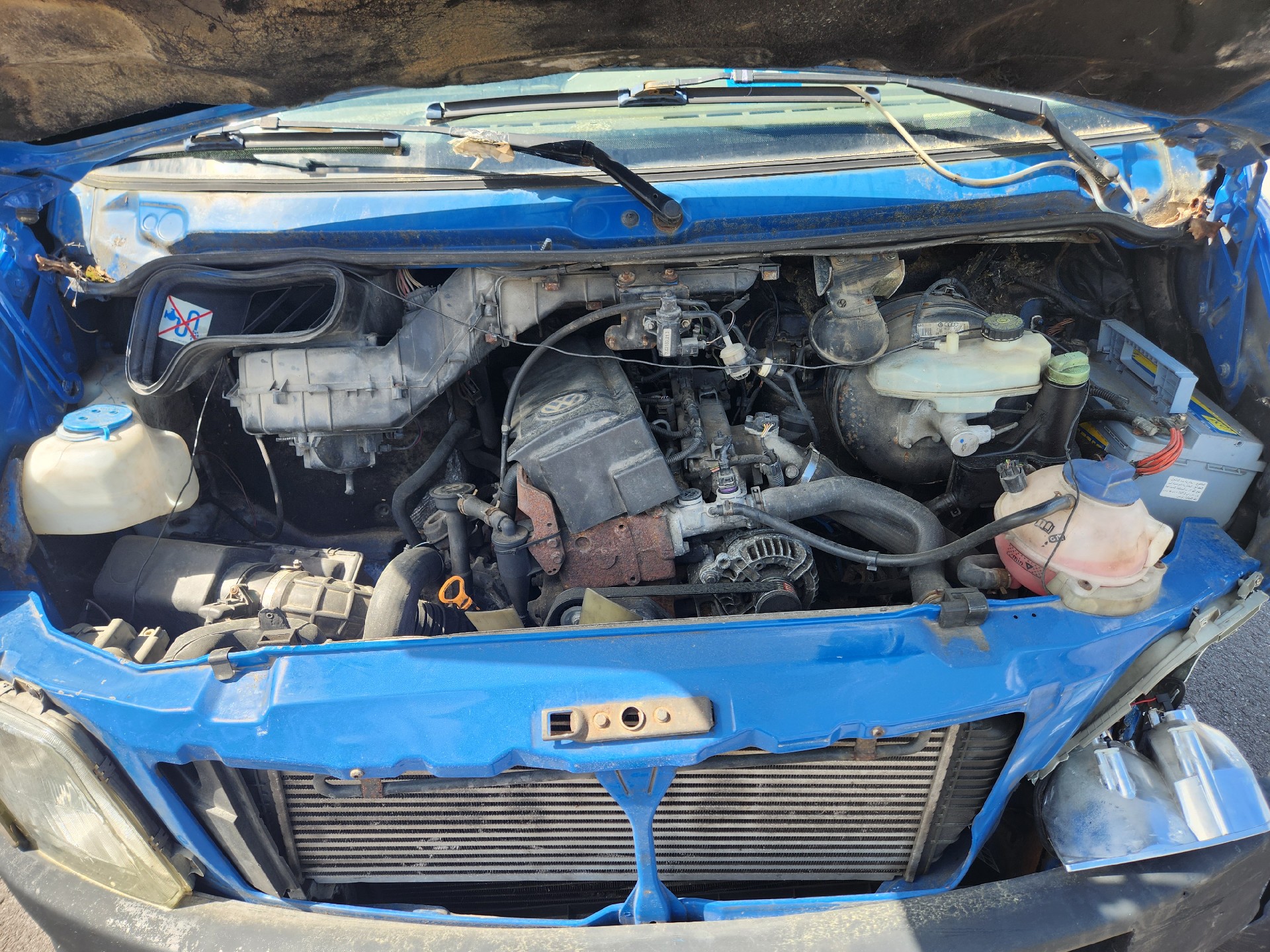 Aile avant droit pour VOLKSWAGEN LT 2 Aile avant droit pour VOLKSWAGEN LT 2