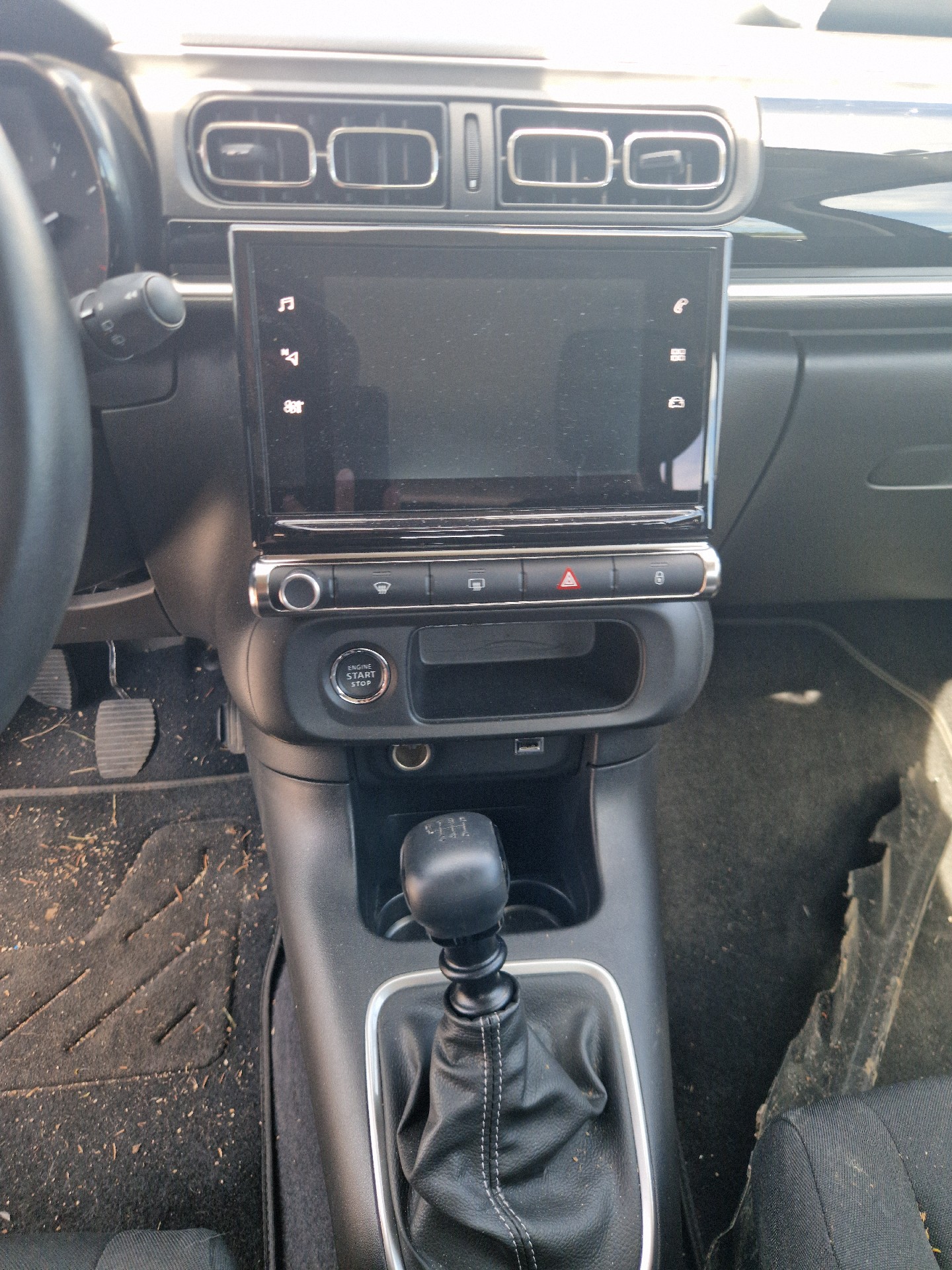 Aile avant gauche pour CITROEN C3 3 PHASE 2 Aile avant gauche pour CITROEN C3 3 PHASE 2