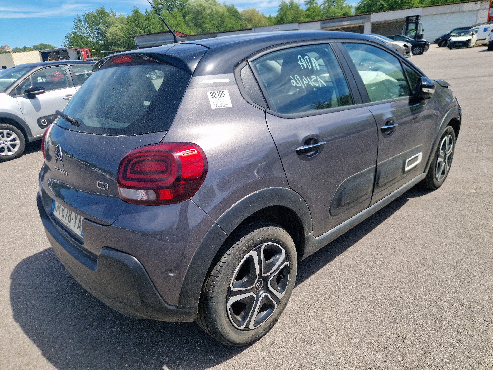 Aile avant gauche pour CITROEN C3 3 PHASE 2 Aile avant gauche pour CITROEN C3 3 PHASE 2