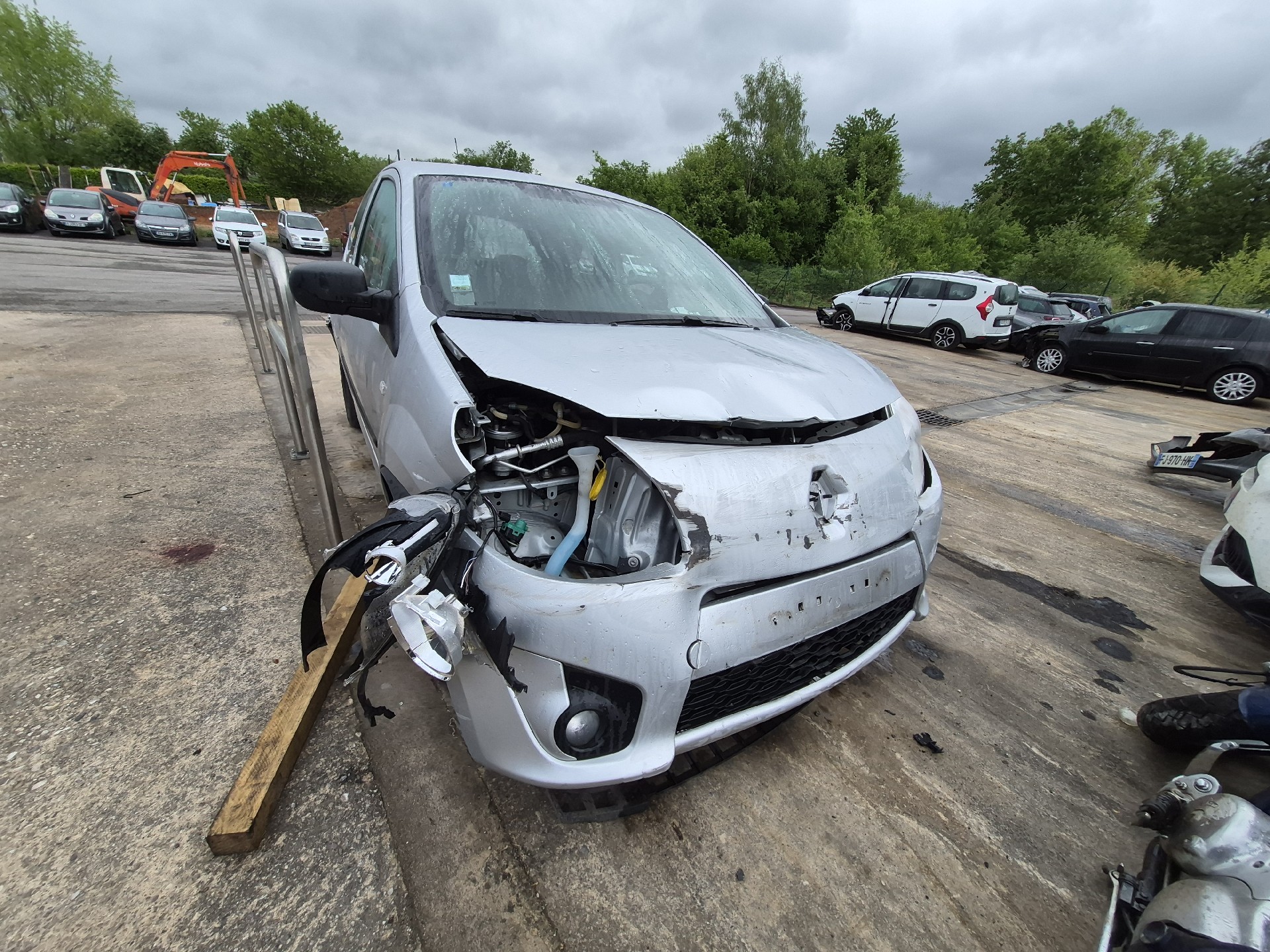 Repetiteur clignotant avant gauche (Feux) pour RENAULT TWINGO 2 PHASE 1 Repetiteur clignotant avant gauche (Feux) pour RENAULT TWINGO 2 PHASE 1