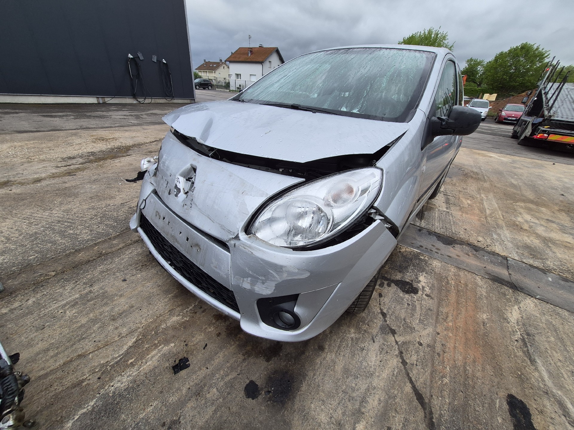 Repetiteur clignotant avant gauche (Feux) pour RENAULT TWINGO 2 PHASE 1 Repetiteur clignotant avant gauche (Feux) pour RENAULT TWINGO 2 PHASE 1