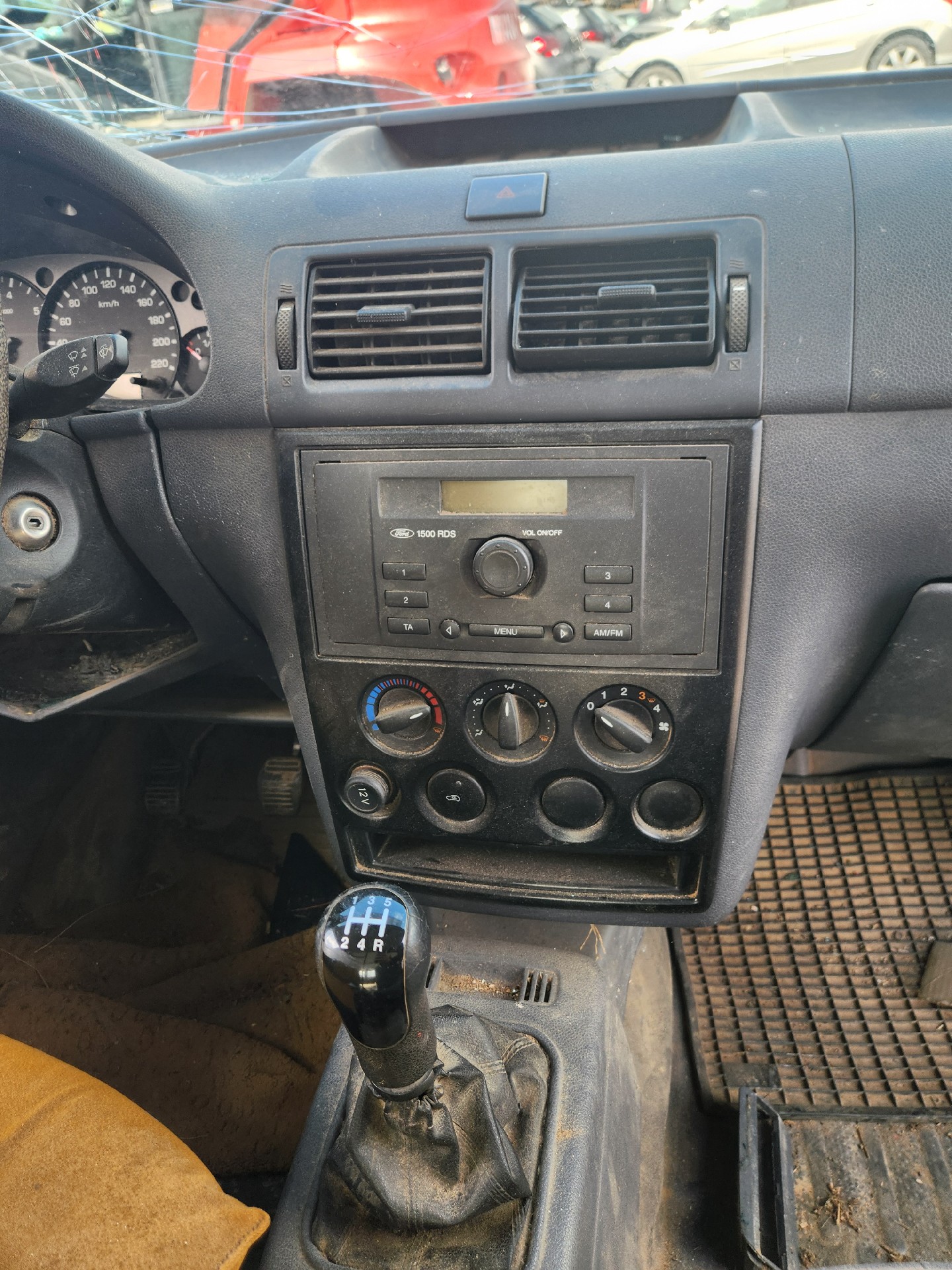 Feu arriere principal gauche (feux) pour FORD TRANSIT CONNECT 1 PHASE 2 Feu arriere principal gauche (feux) pour FORD TRANSIT CONNECT 1 PHASE 2