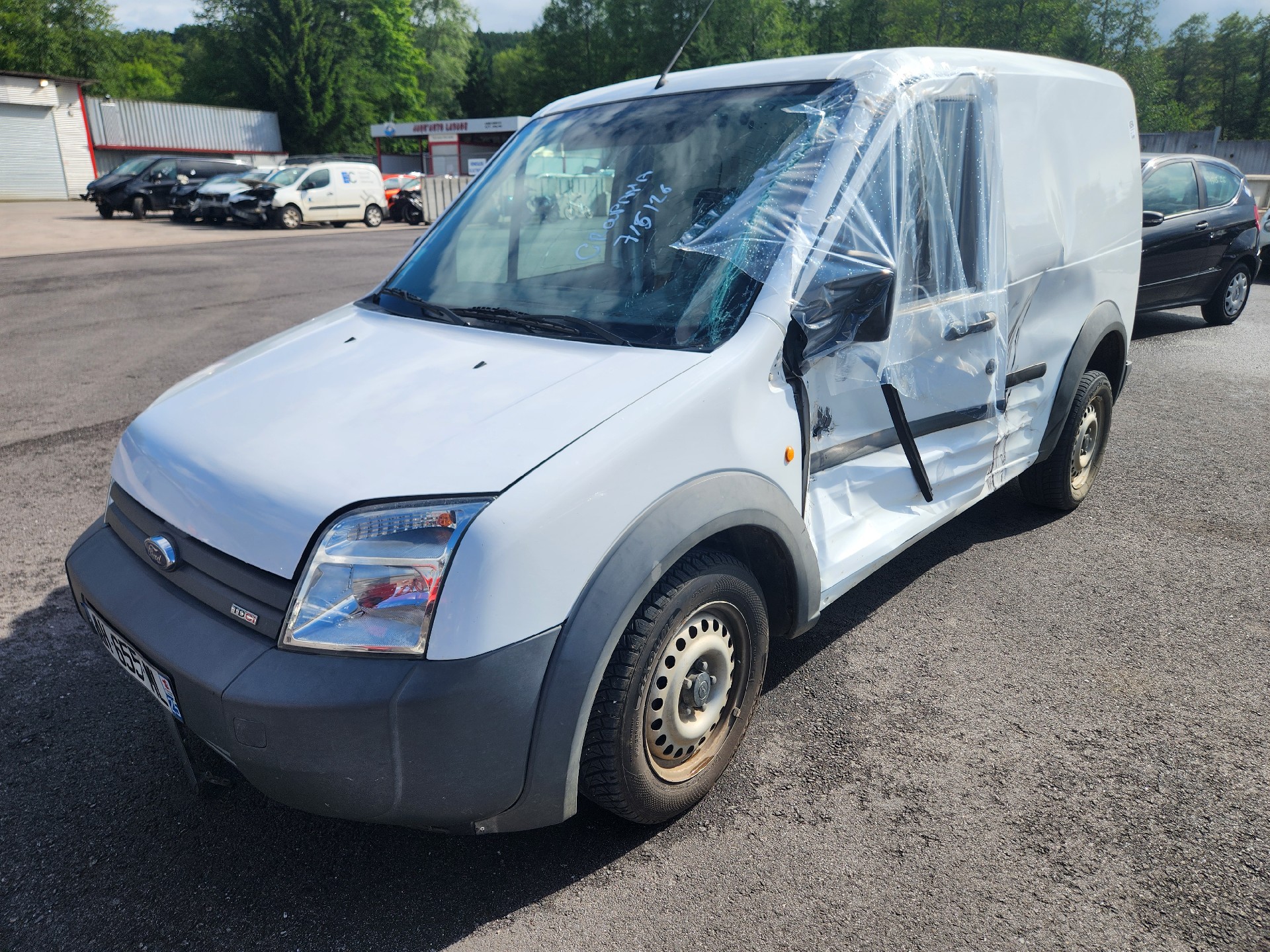 Triangle avant droit pour FORD TRANSIT CONNECT 1 PHASE 2 Triangle avant droit pour FORD TRANSIT CONNECT 1 PHASE 2