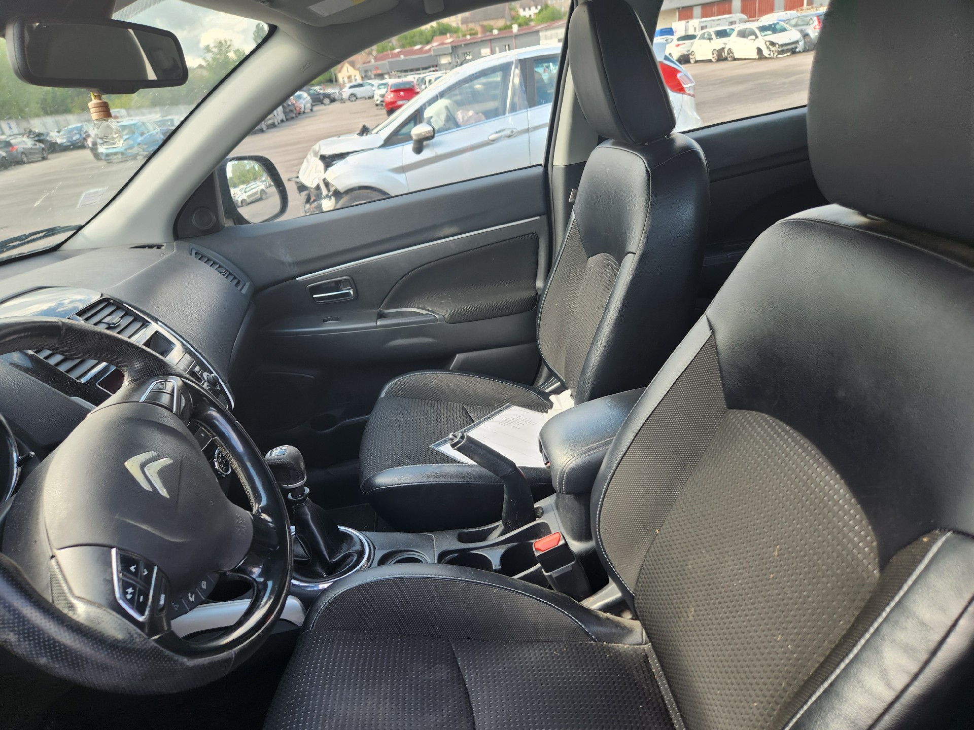 Extension d'aile avant gauche pour CITROEN C4 AIRCROSS Extension d'aile avant gauche pour CITROEN C4 AIRCROSS