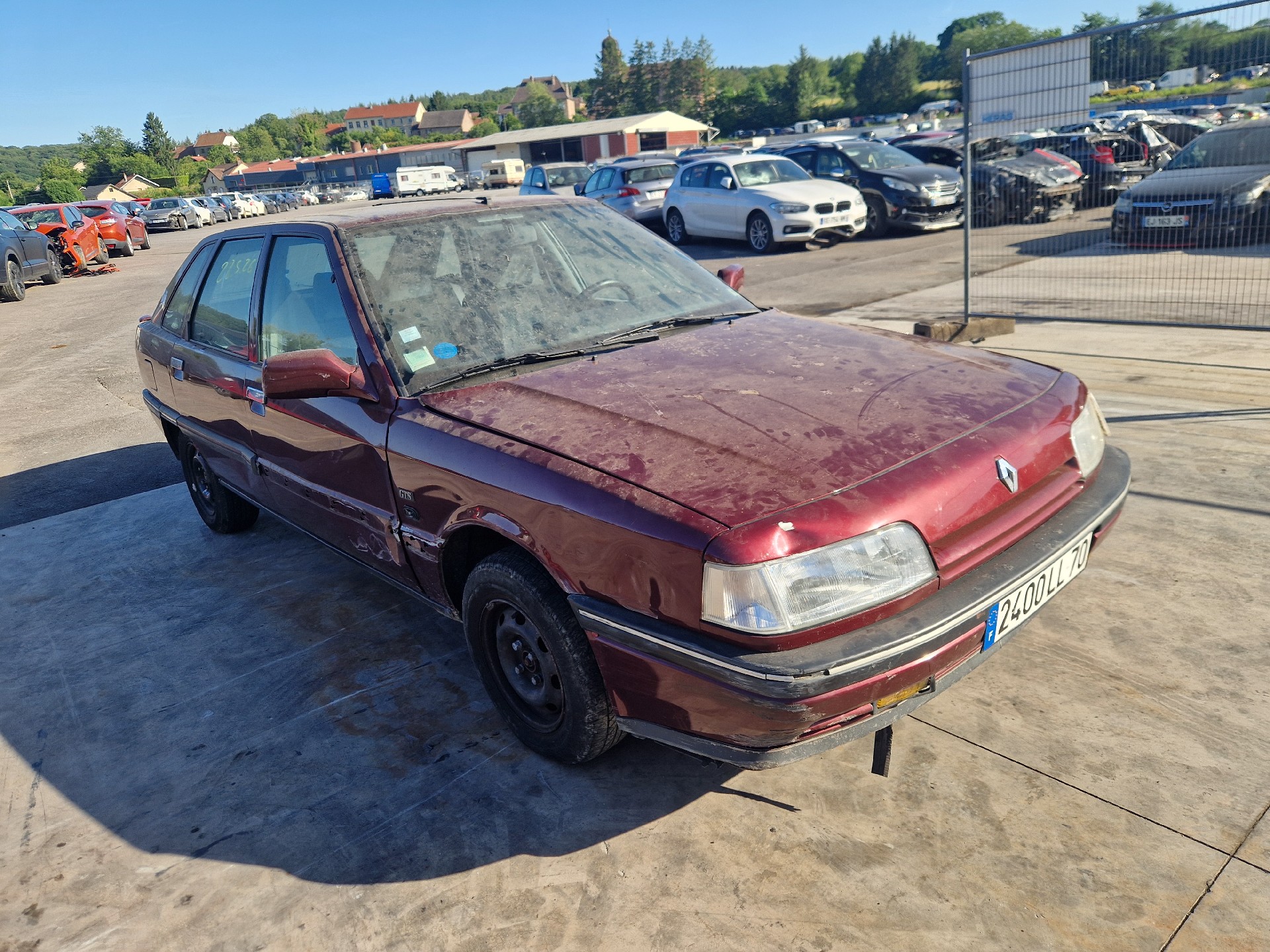 Feu arriere principal gauche (feux) pour RENAULT R21 PHASE 2 Feu arriere principal gauche (feux) pour RENAULT R21 PHASE 2