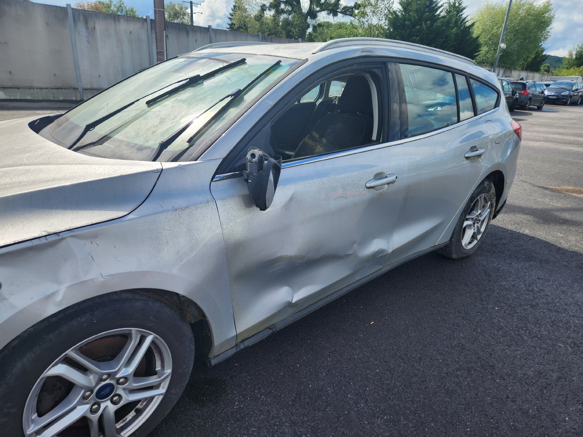 Vitre arriere droit pour FORD FOCUS 4 PHASE 1 BREAK Vitre arriere droit pour FORD FOCUS 4 PHASE 1 BREAK