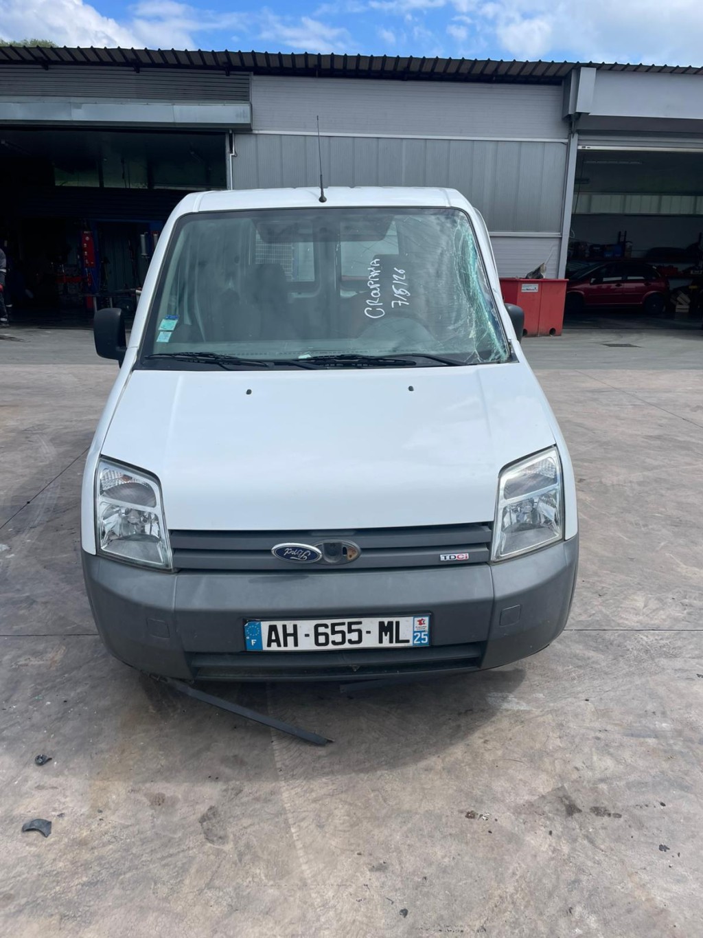 Feu arriere principal gauche (feux) pour FORD TRANSIT CONNECT 1 PHASE 2 Feu arriere principal gauche (feux) pour FORD TRANSIT CONNECT 1 PHASE 2