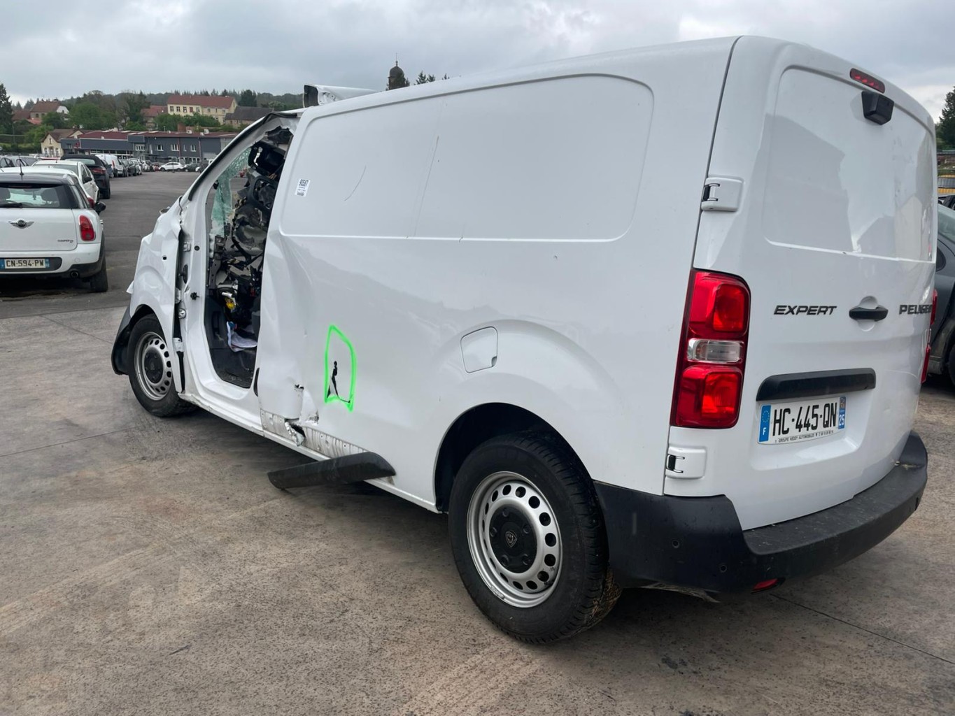Demi train arriere droit pour PEUGEOT EXPERT 3 PHASE 2 Demi train arriere droit pour PEUGEOT EXPERT 3 PHASE 2