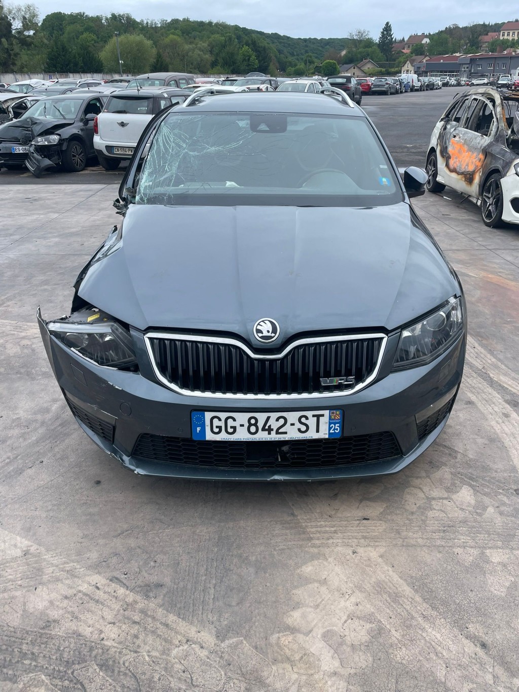 Pare choc arriere pour SKODA OCTAVIA 3 PHASE 1 BREAK Pare choc arriere pour SKODA OCTAVIA 3 PHASE 1 BREAK