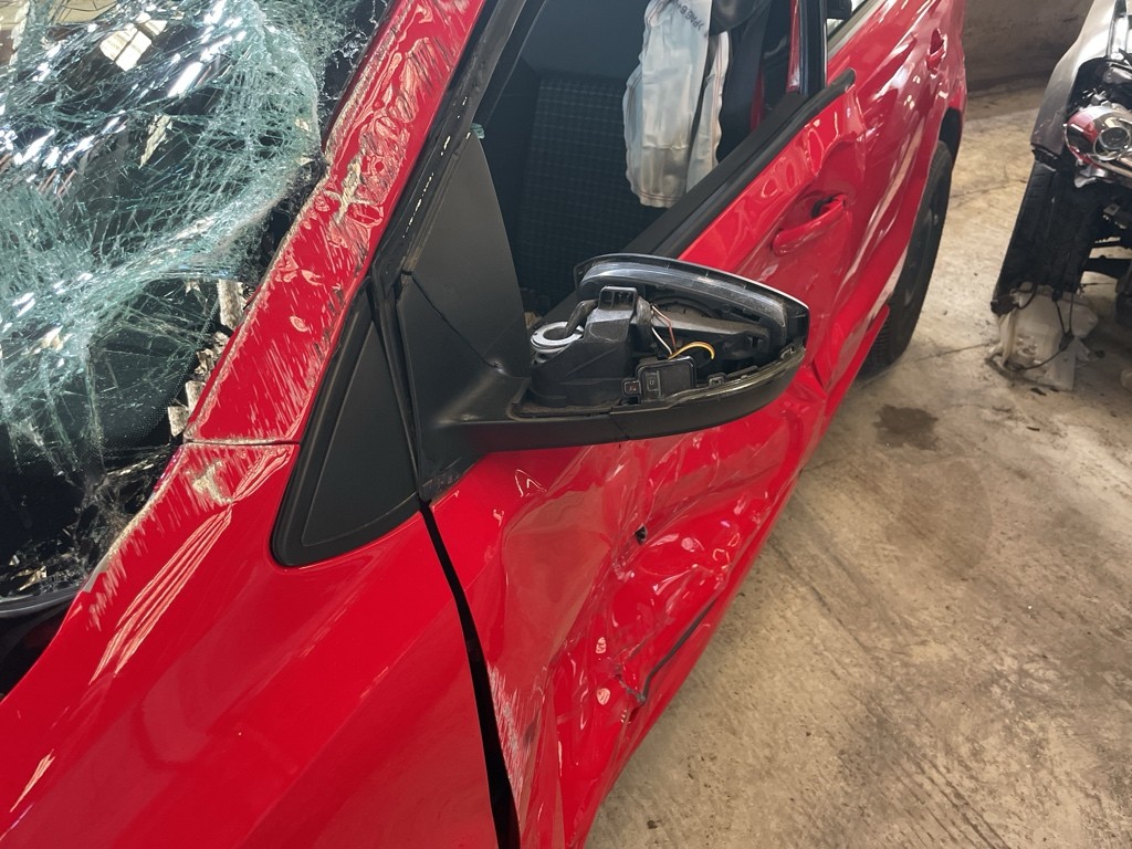 Feu diurne avant droit pour VOLKSWAGEN POLO 5 PHASE 2 Feu diurne avant droit pour VOLKSWAGEN POLO 5 PHASE 2