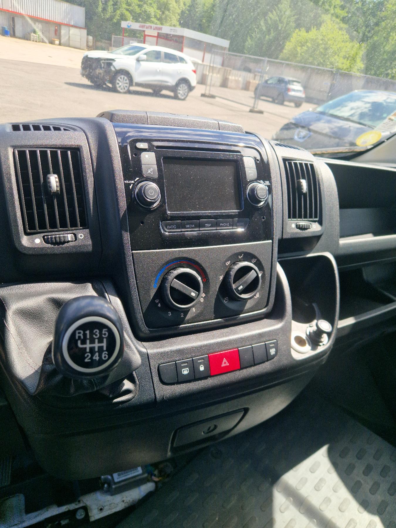 Triangle avant droit pour FIAT DUCATO 3 PHASE 2 Triangle avant droit pour FIAT DUCATO 3 PHASE 2