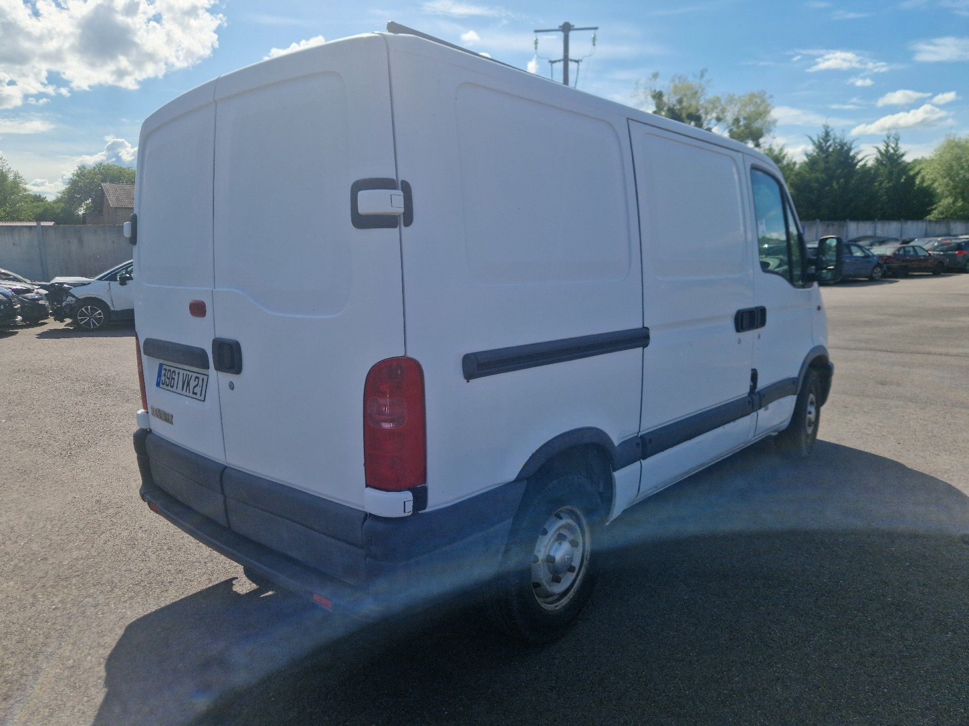 Aile avant gauche pour RENAULT MASTER 2 PHASE 1 Aile avant gauche pour RENAULT MASTER 2 PHASE 1