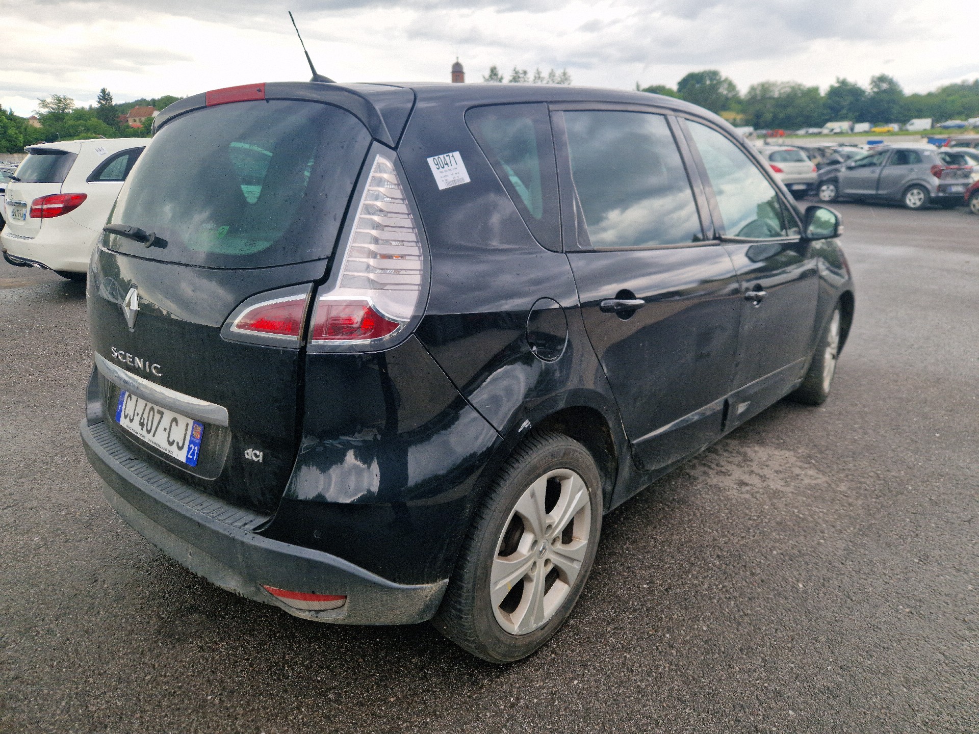 Aile avant droit pour RENAULT SCENIC 3 PHASE 2 Aile avant droit pour RENAULT SCENIC 3 PHASE 2