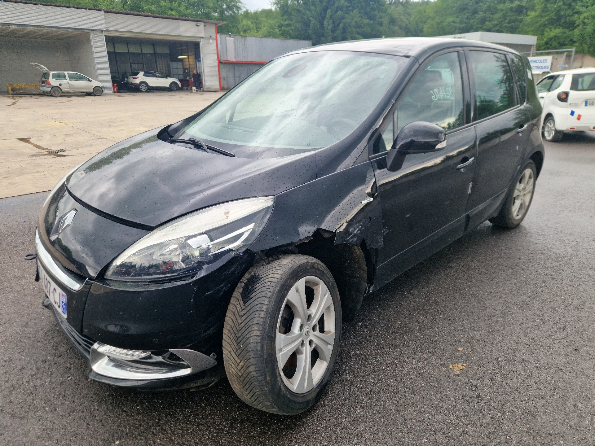 Aile avant droit pour RENAULT SCENIC 3 PHASE 2 Aile avant droit pour RENAULT SCENIC 3 PHASE 2