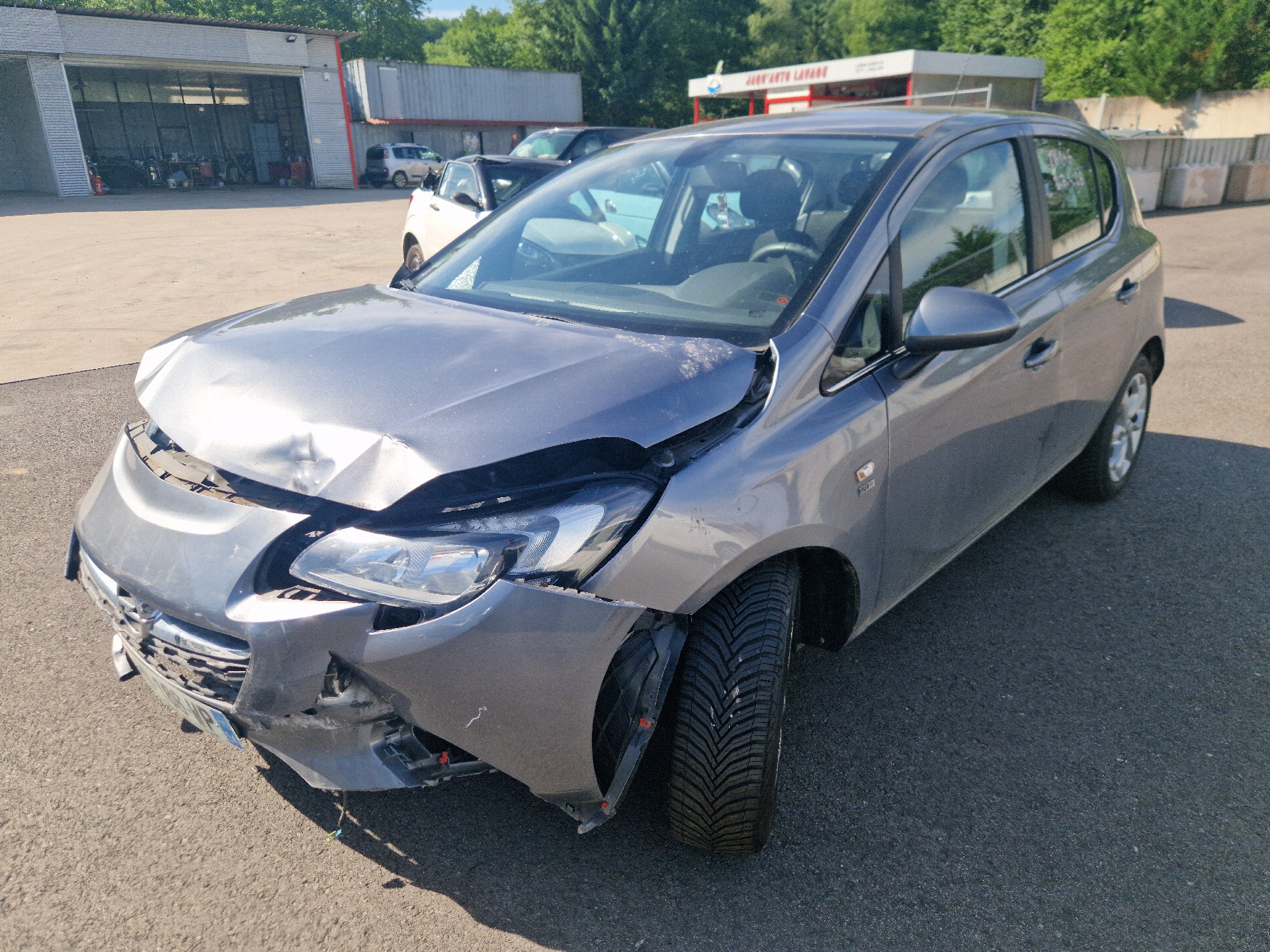 Poignee porte arriere gauche pour OPEL CORSA E Poignee porte arriere gauche pour OPEL CORSA E