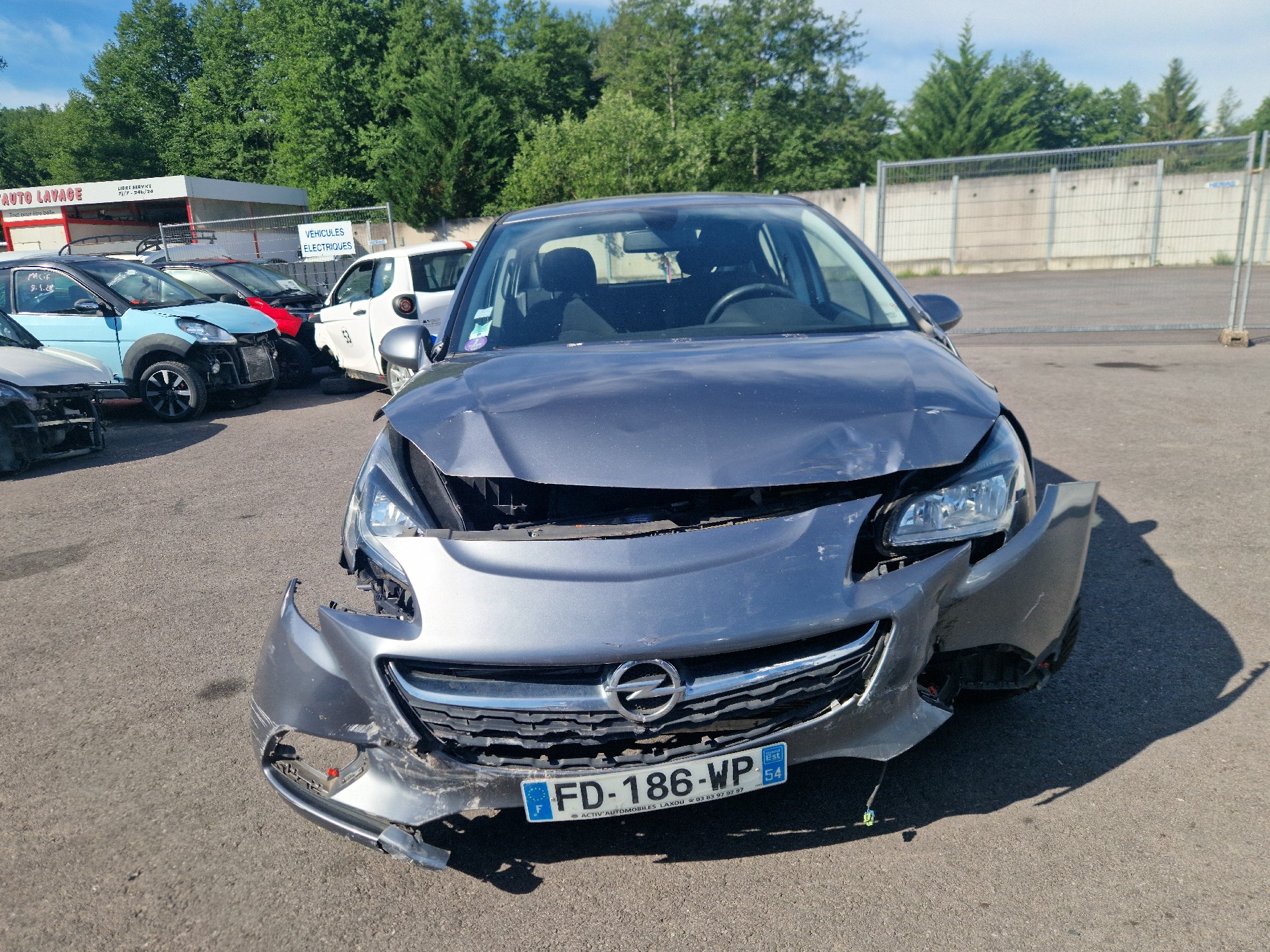Poignee porte arriere gauche pour OPEL CORSA E Poignee porte arriere gauche pour OPEL CORSA E