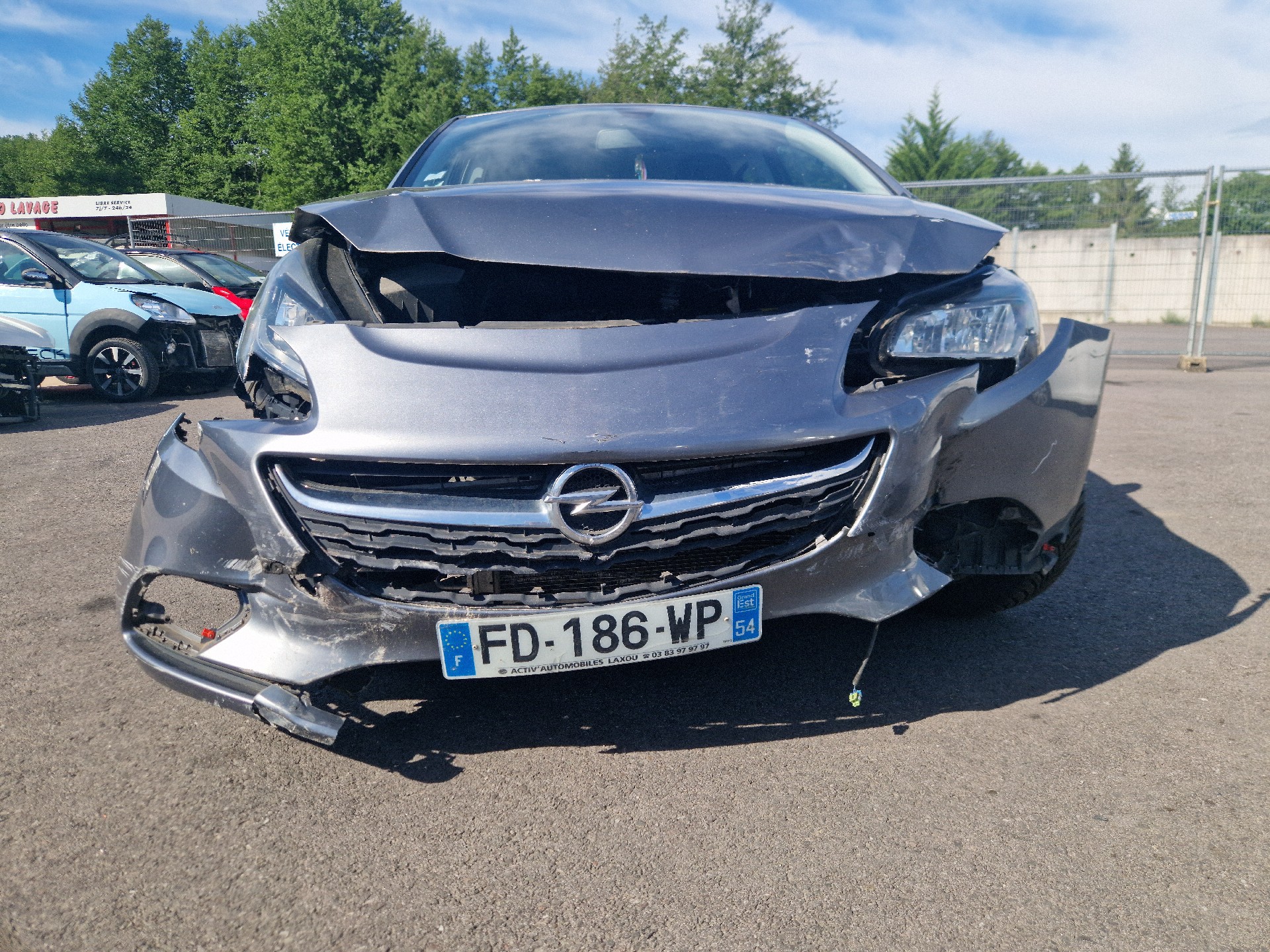 Poignee porte arriere gauche pour OPEL CORSA E Poignee porte arriere gauche pour OPEL CORSA E