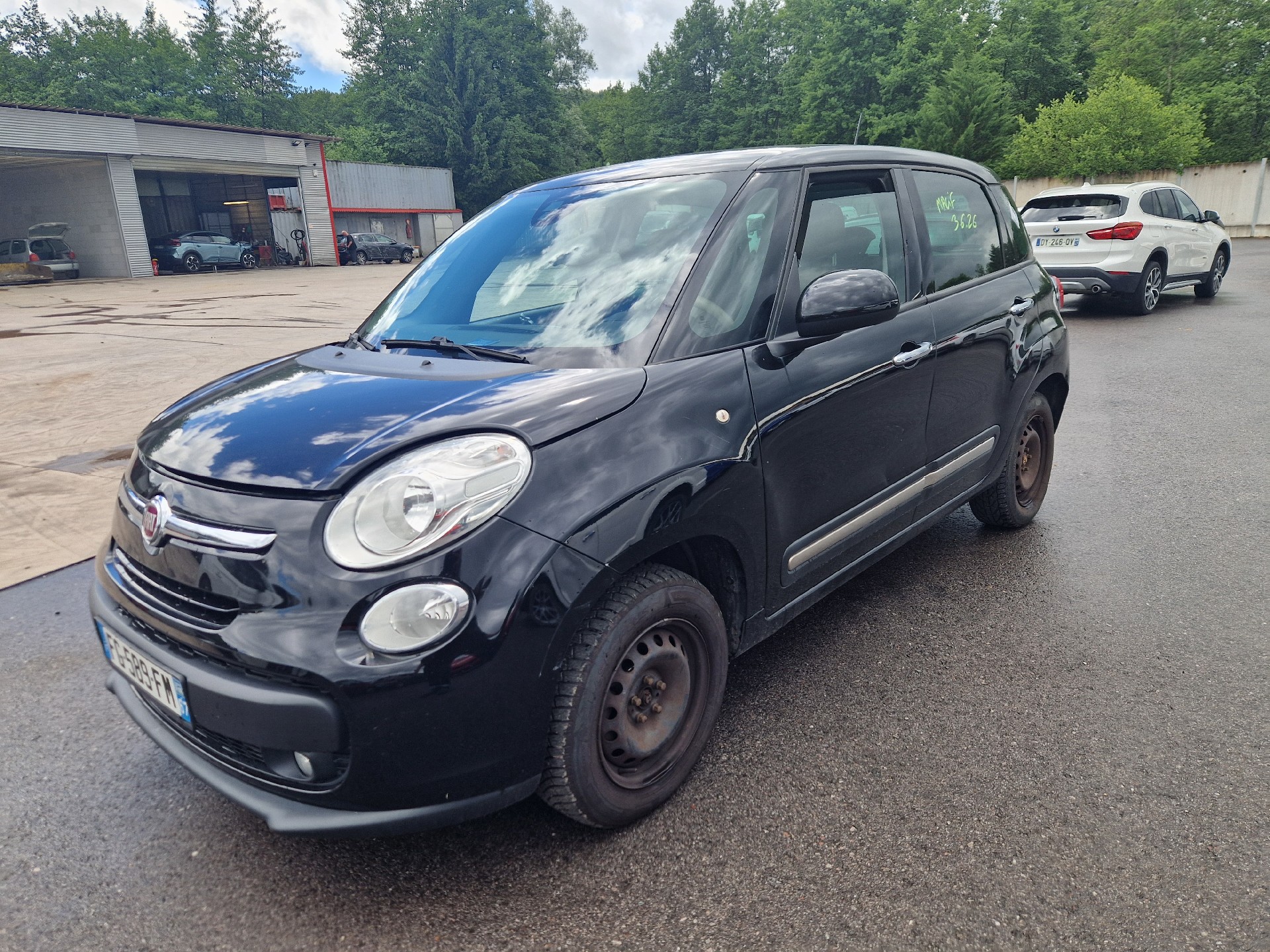Pare choc avant pour FIAT 500L PHASE 2 Pare choc avant pour FIAT 500L PHASE 2
