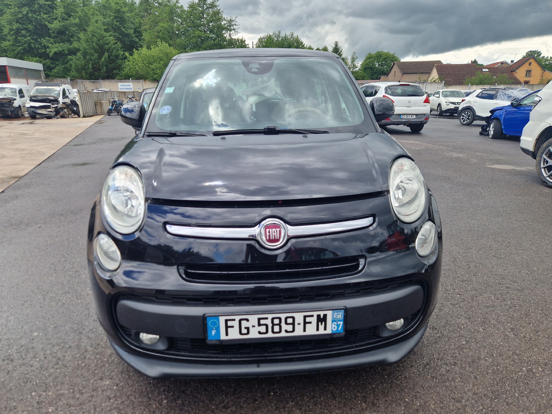 Pare choc avant pour FIAT 500L PHASE 2 Pare choc avant pour FIAT 500L PHASE 2