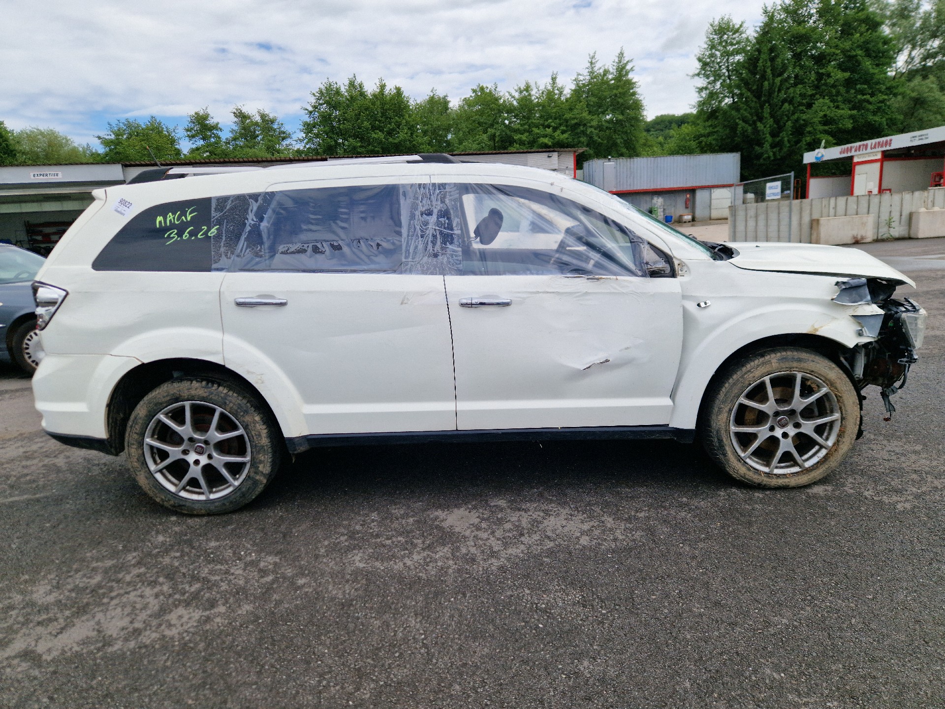 Malle/Hayon arriere pour FIAT FREEMONT Malle/Hayon arriere pour FIAT FREEMONT