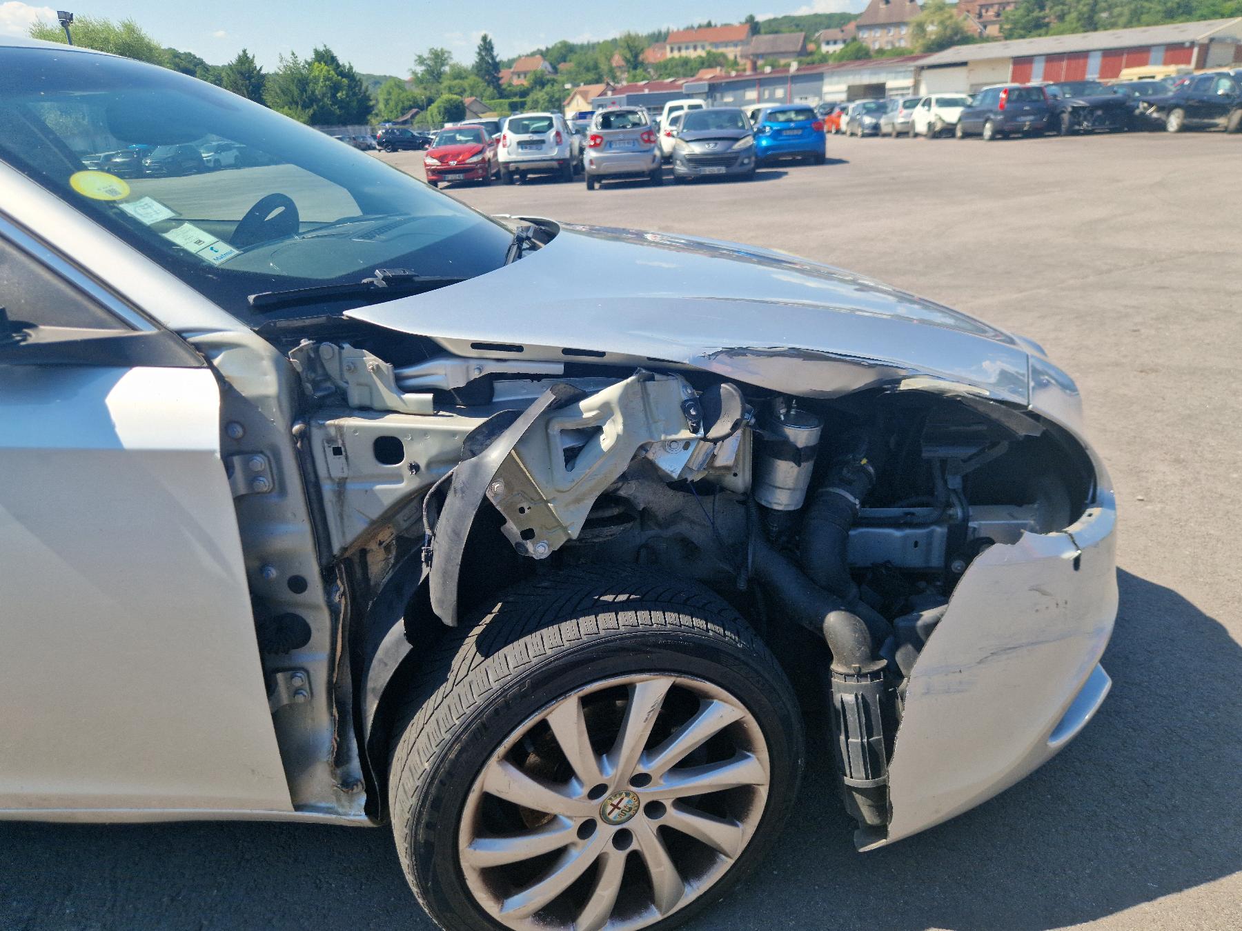 Malle/Hayon arriere pour ALFA ROMEO GIULIETTA 2 PHASE 1 Malle/Hayon arriere pour ALFA ROMEO GIULIETTA 2 PHASE 1